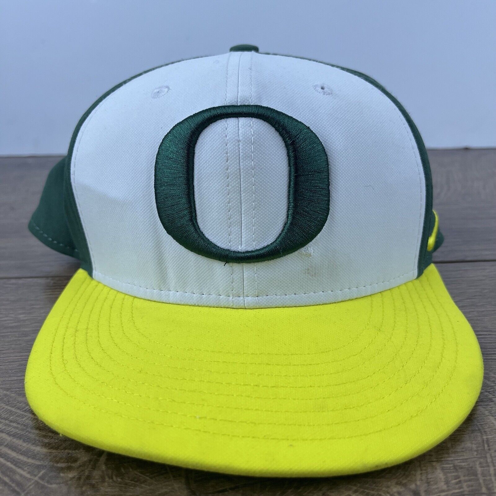 Nike Oregon Ducks Nike Hat Snapback White Cap Hat Adjustable Hat Size ONE SIZE - 2 Thumbnail