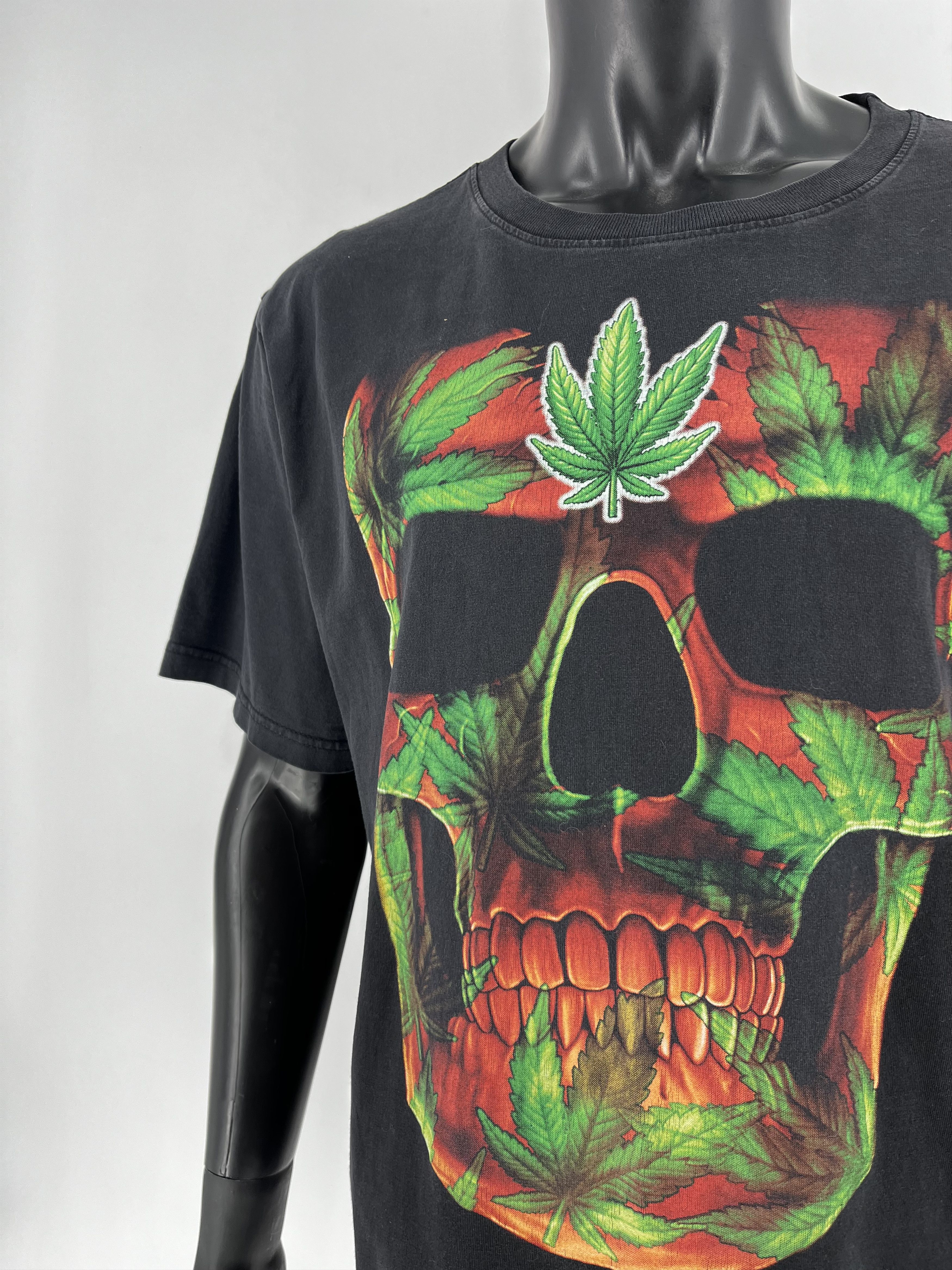 Band Tees Vintage 90s Skull Marijuana Hill Fashion Bandtees Size US XL / EU 56 / 4 - 7 Thumbnail