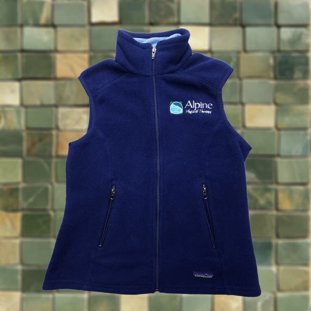 Patagonia Patagonia Synchilla Vest Womens Medium Blue Lightweight Y2K Logo Size M / US 6-8 / IT 42-44 - 1 Thumbnail