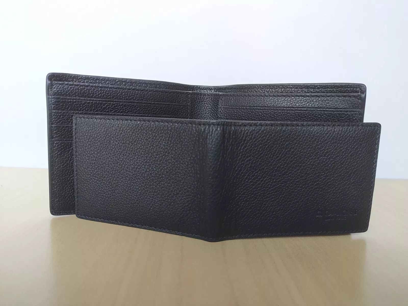 Coach Coach 3 - IN - 1 Leather Wallet T 0558 Size ONE SIZE - 9 Thumbnail