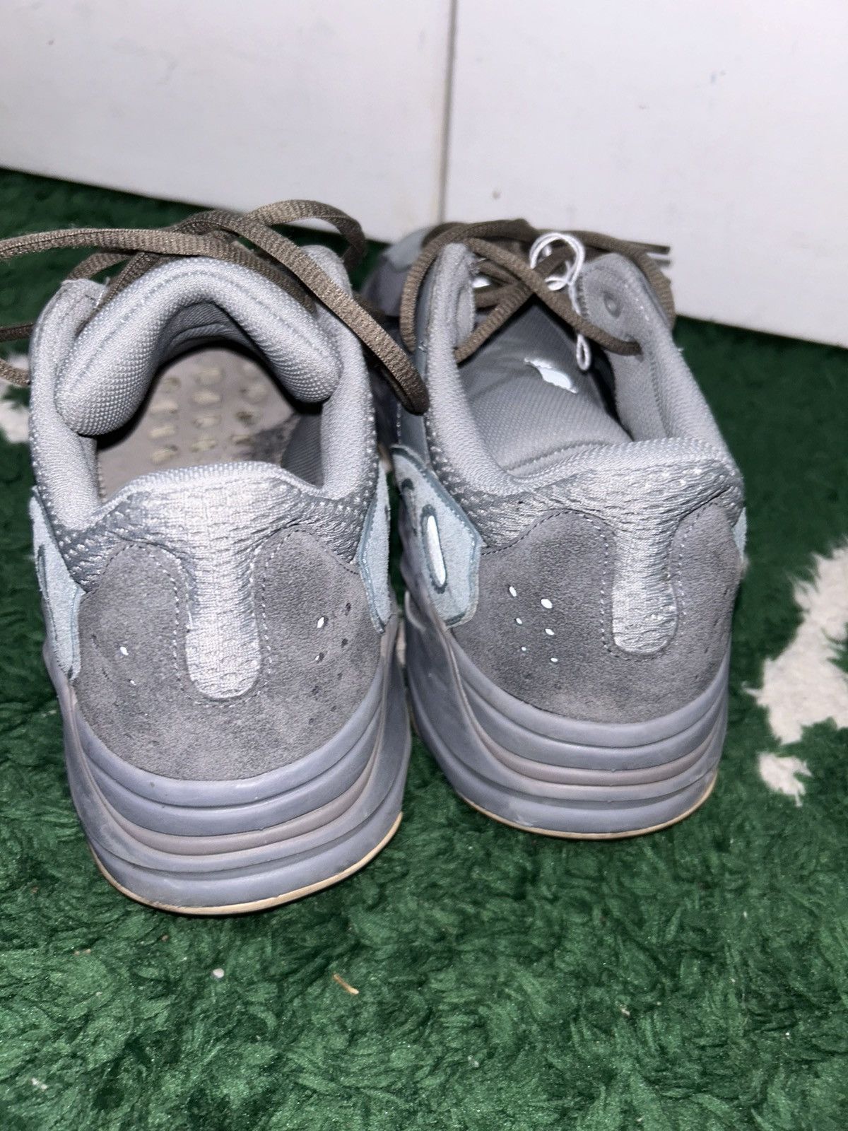 Adidas Size 12.5 - adidas Yeezy Boost 700 Teal Blue Size US 12.5 / EU 45-46 - 5 Thumbnail
