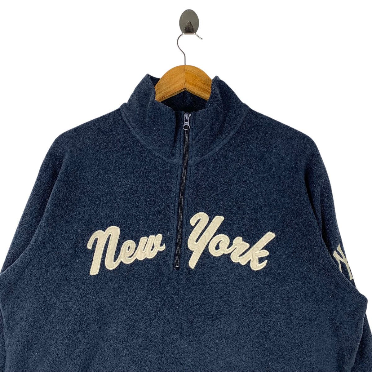 New York Yankees New York YANKEES MLB Baseball Team Half Zipper Sweatshirt Size US L / EU 52-54 / 3 - 3 Thumbnail