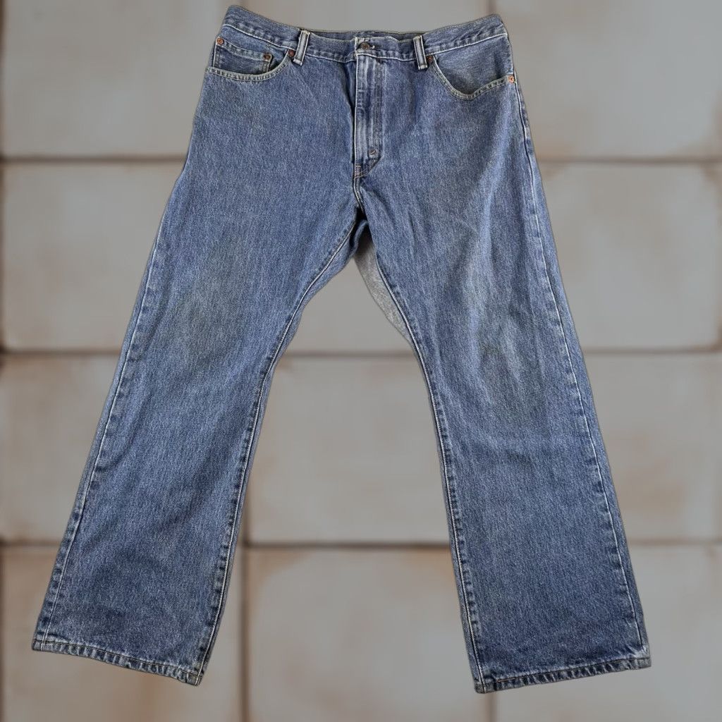 Levi's VINTAGE Levi's 517 Jeans Jeans 38 X 29 Blue 516 Western Cowboys & Western Mens 38 Regular Blue Boots Cut Denim 5-Pocket Zipper Brown? Size US 38 / EU 54 - 1 Thumbnail