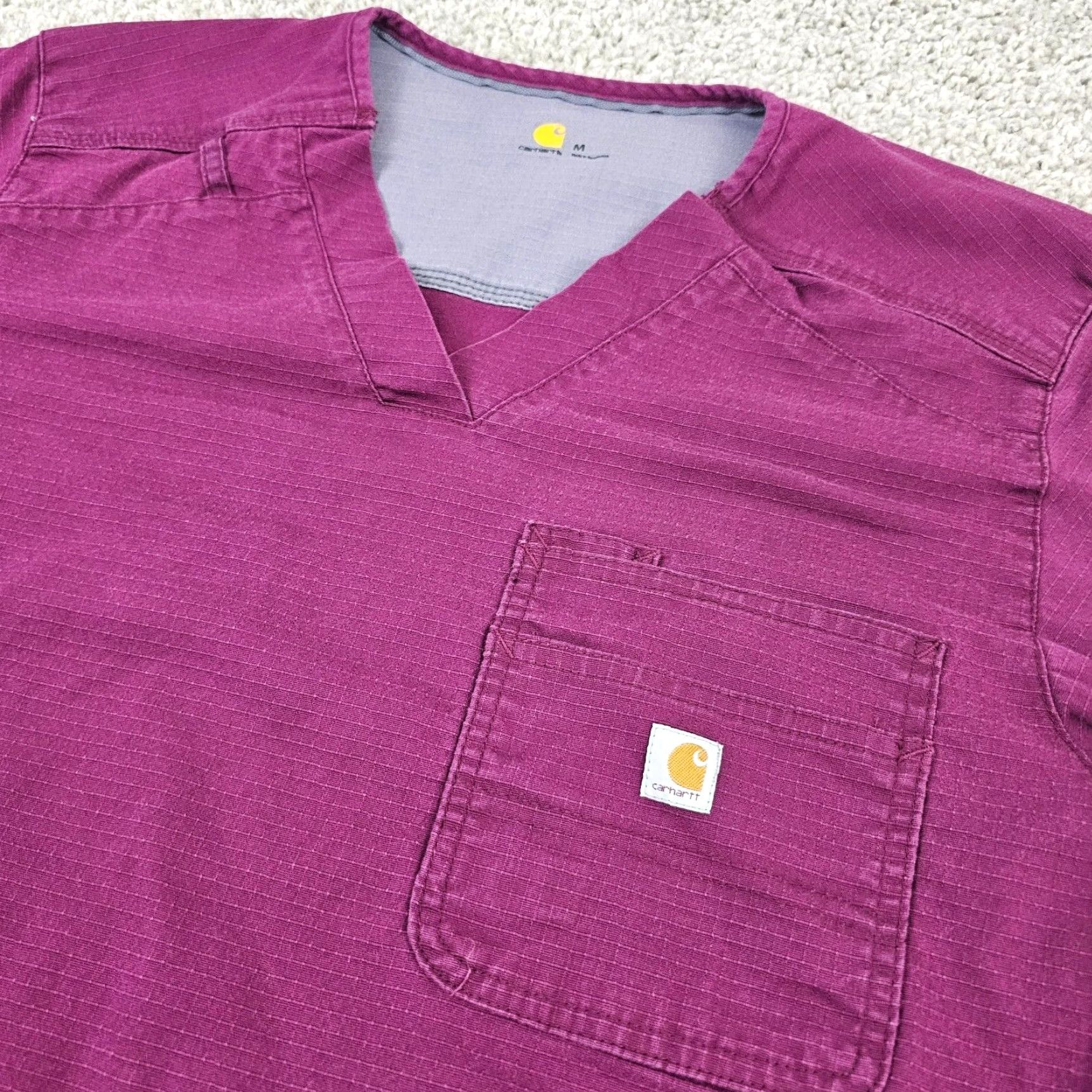Carhartt VINTAGE Carhartt Scrub Top Womens Medium M Purple V Neck Medical Shirt Size M / US 6-8 / IT 42-44 - 2 Thumbnail
