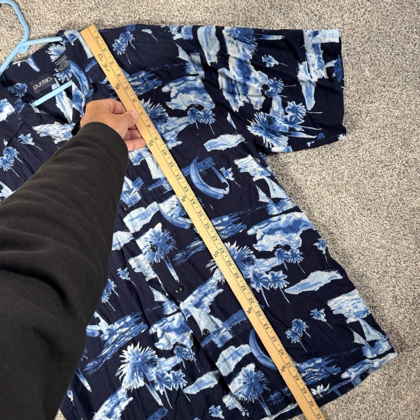 Vintage VINTAGE Hawaiian Shirt Large L Blue Rayon Button-Up 90s Hawaiian Moon Palm Summer Camp Vacation Coastal Surf Men Mens Size US L / EU 52-54 / 3 - 2 Thumbnail