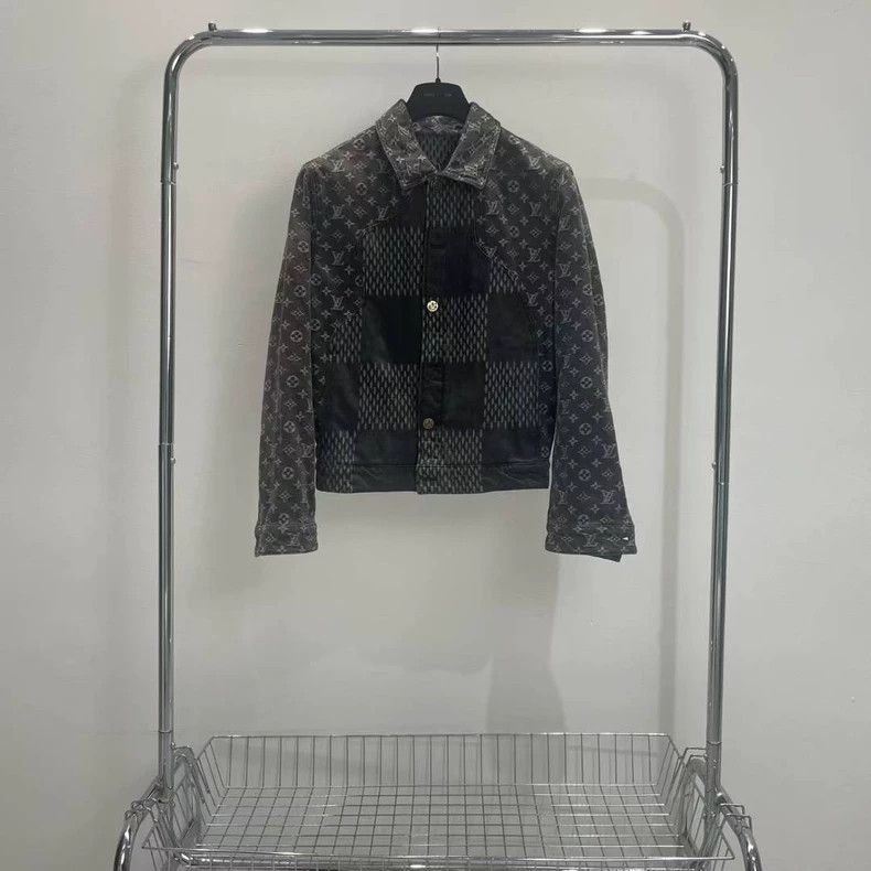 Louis Vuitton Louis Vuitton Nigo denim jacket Size US S / EU 44-46 / 1 - 1 Thumbnail