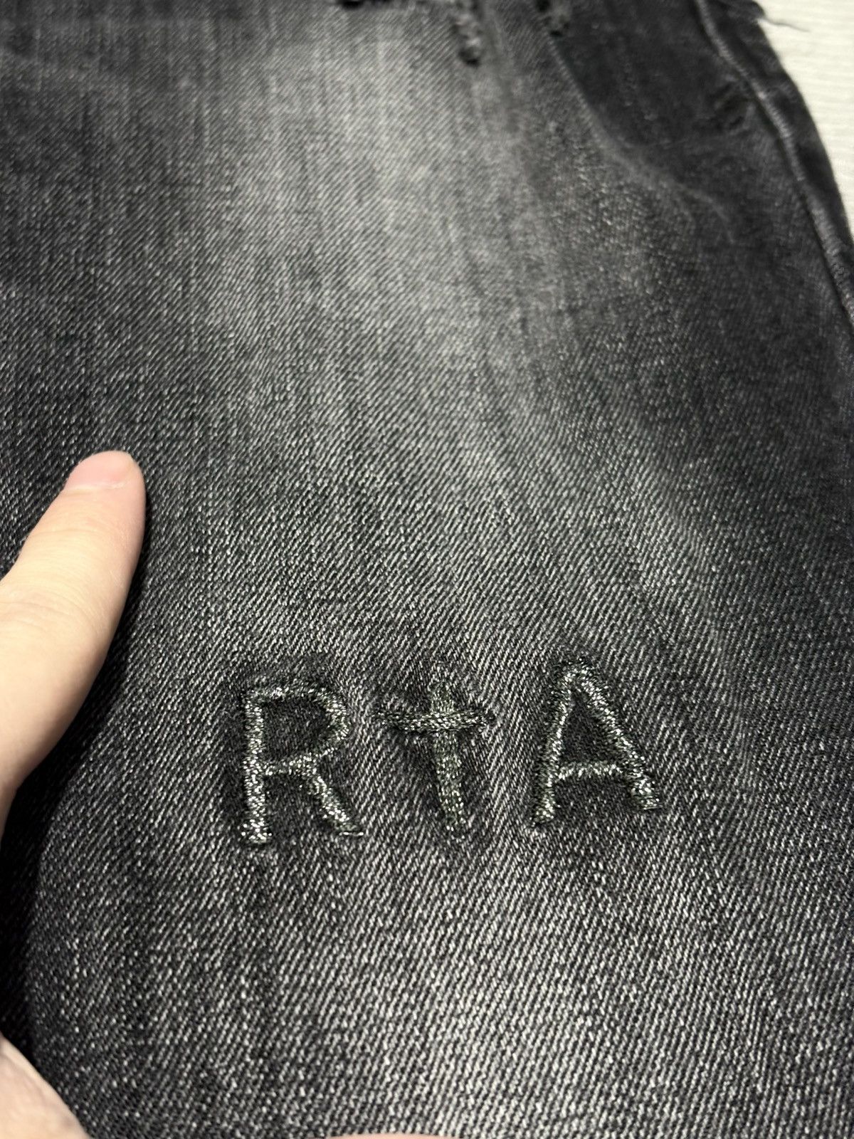 Rta 28 RTA Bryant Distressed Jeans Logo Gothic cross denim vtg Size US 28 / EU 44 - 8 Thumbnail