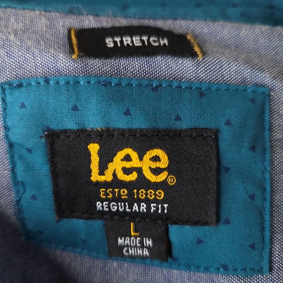 Lee Lee Shirt Mens Large Blue Stretch Regular Fit All Over Print Long Sleeves Shirt Regular Mens Blue Lee Shirt Long Sleeve Button-Up Collared Tee? Size US L / EU 52-54 / 3 - 5 Thumbnail