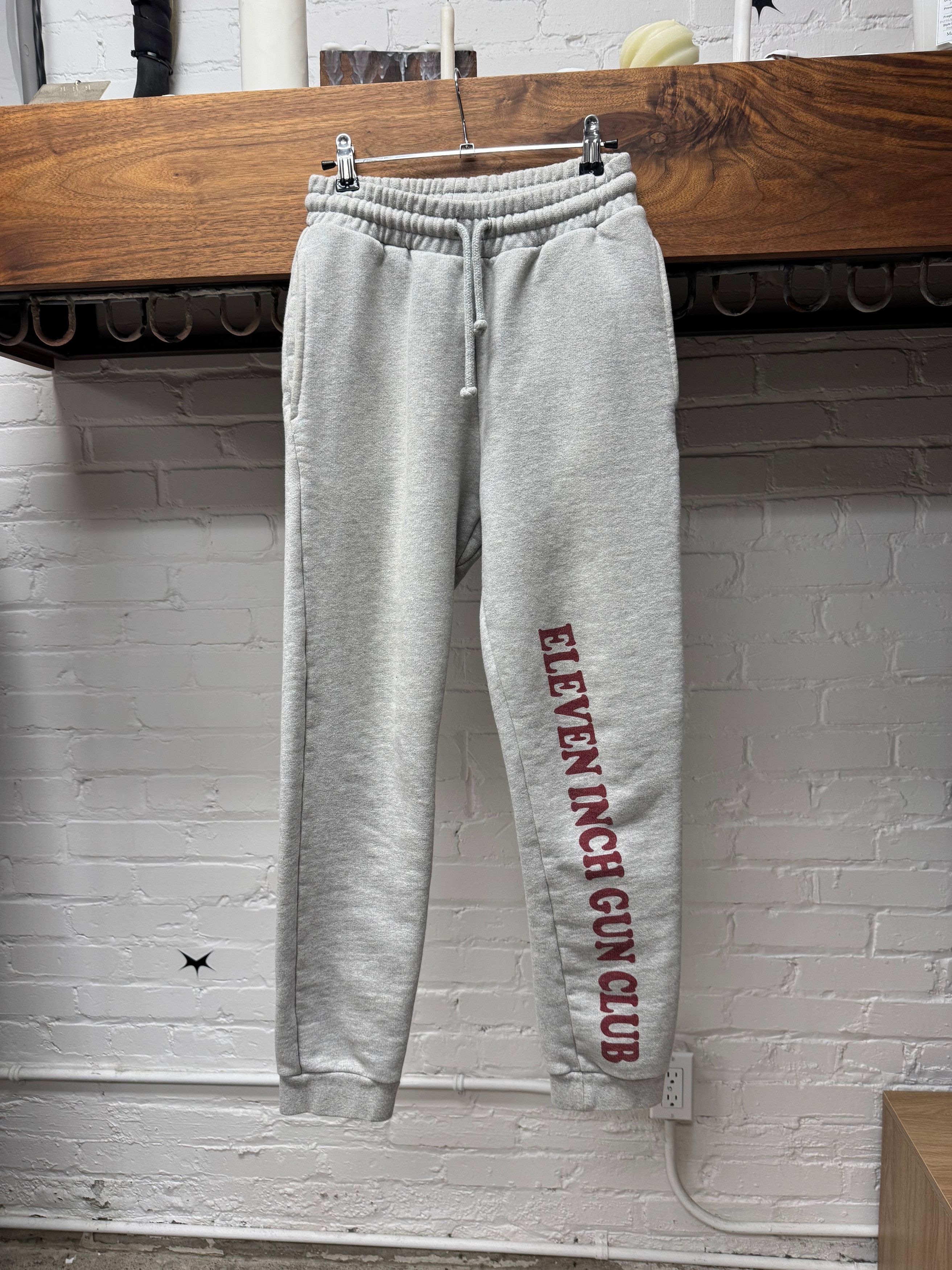 Vetements AW2017 Vetements ‘11 Inch Gun Club’ Grey Cotton Sweatpants Size US 27 - 1 Thumbnail