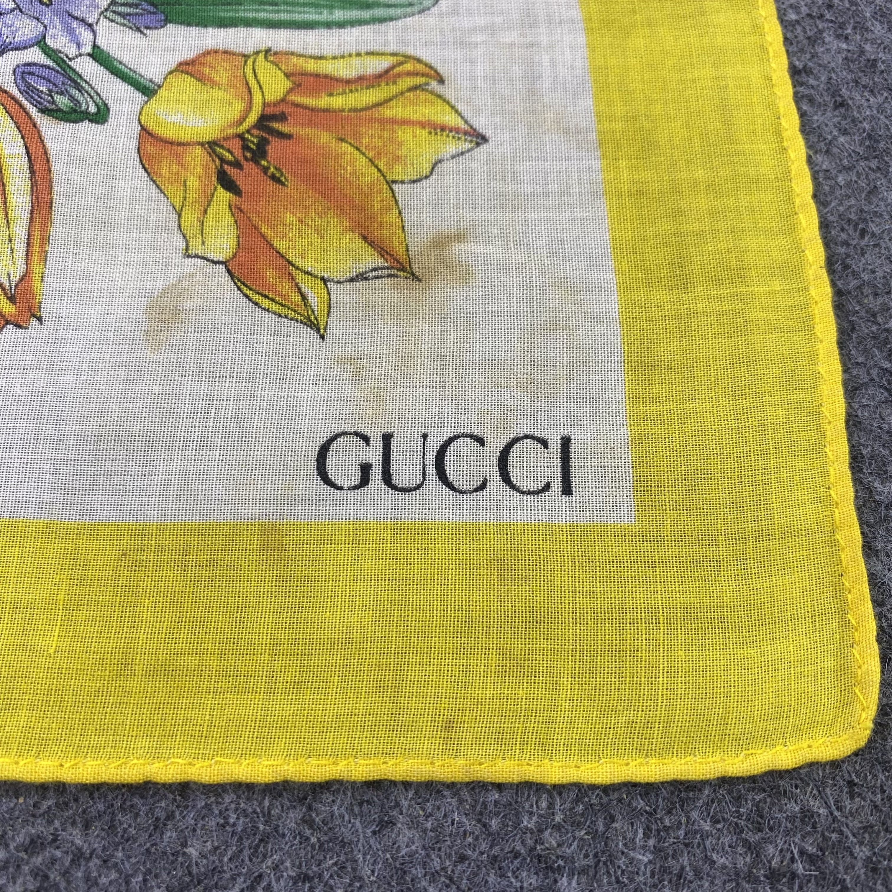 Vintage Gucci Handkerchief Neckerchief Bandana-B2080 Size ONE SIZE - 7 Thumbnail