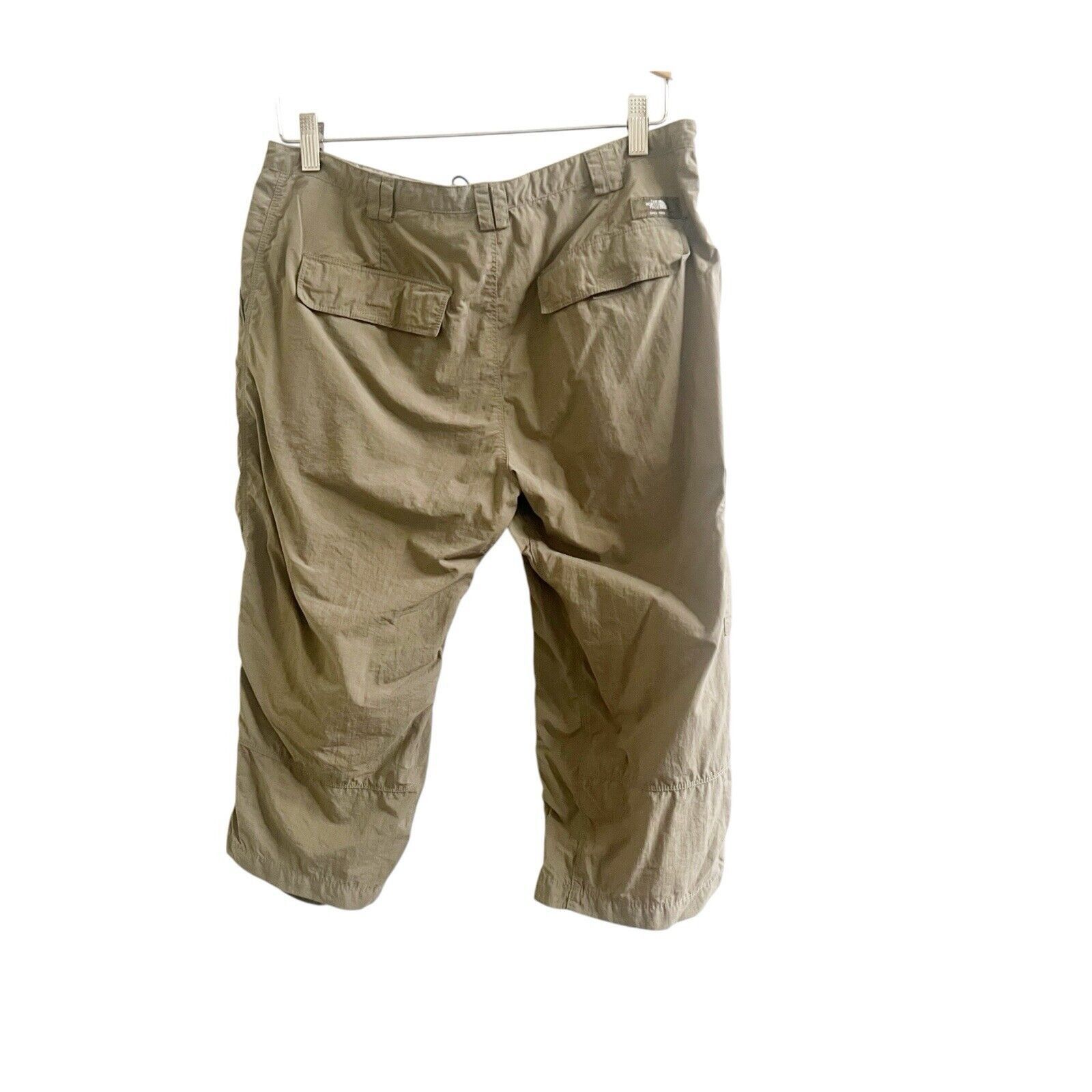 The North Face The North Face Cropped Nylon Pants Khaki Beige Size 12 Size 34" / US 12 / IT 48 - 2 Thumbnail