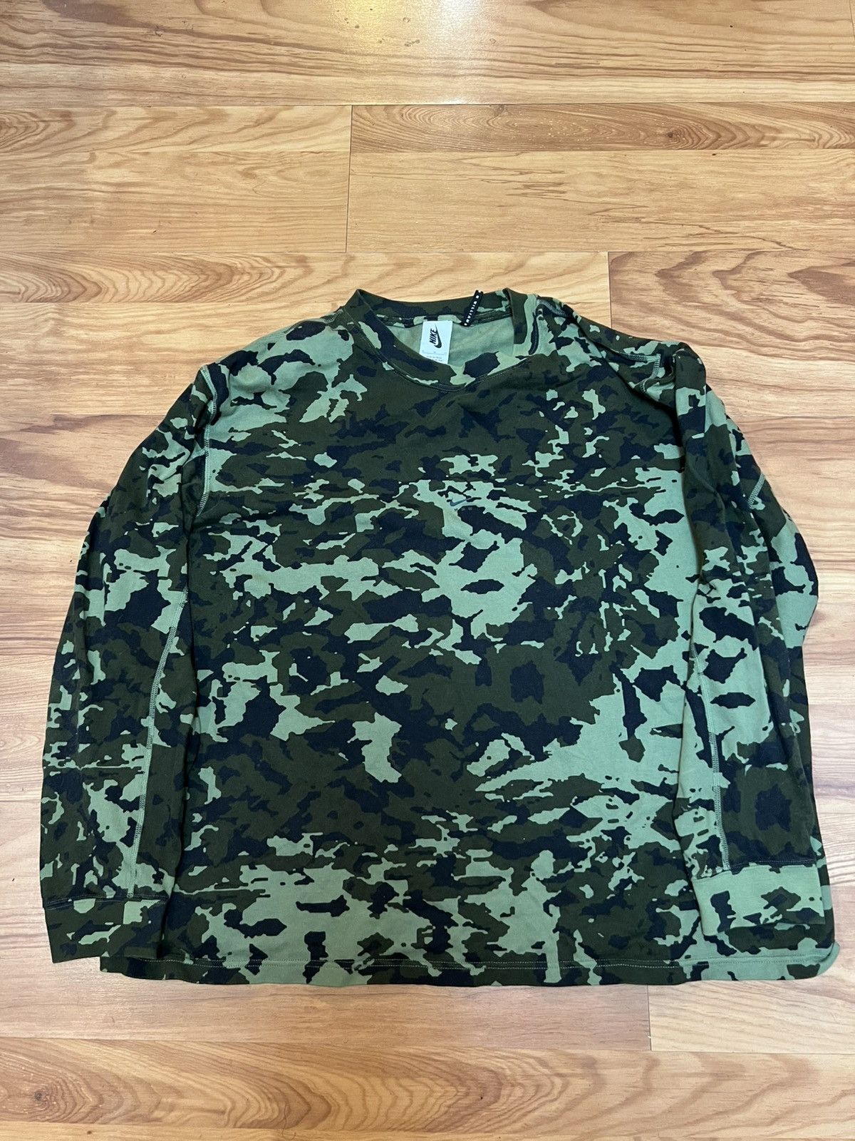 MMW × Nike Nike MMW Matthew Williams Camo Long Sleeve Size US XL / EU 56 / 4 - 1 Thumbnail