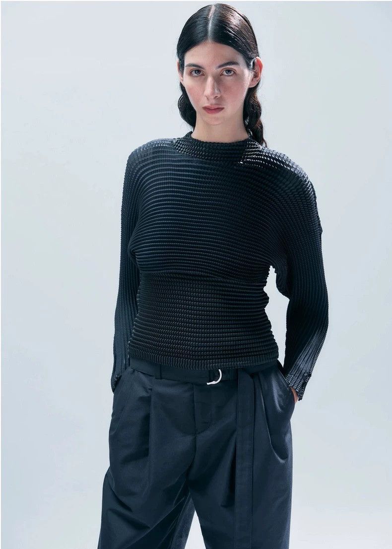 Issey Miyake Issey Miyake size:2 Black horizontal striped long-sleeved Size XS / US 0-2 / IT 36-38 - 3 Thumbnail