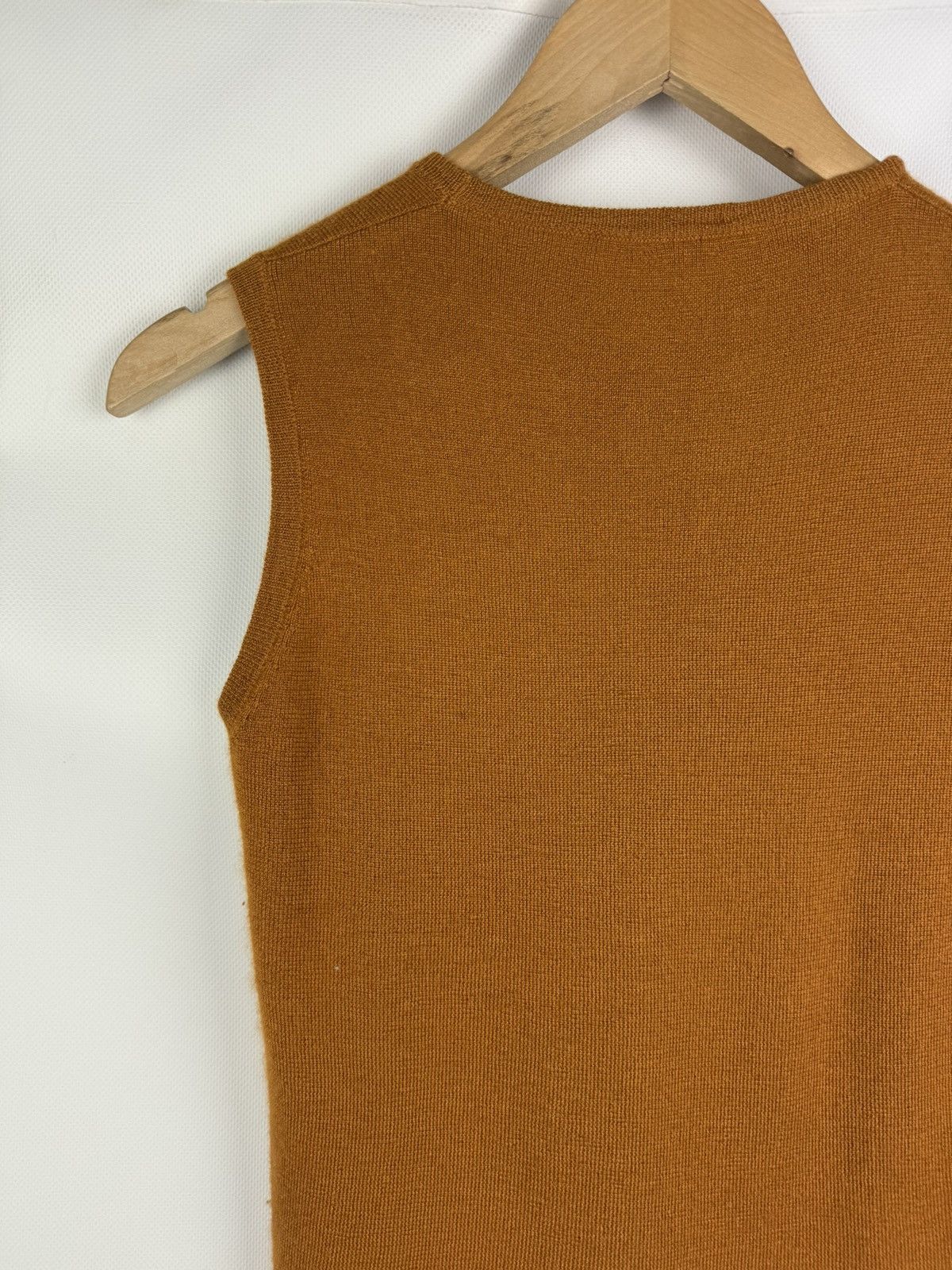 Prada Prada Ladies Sleeveless Cashmere Vest Sweater Size IT 46 Size L / US 10 / IT 46 - 15 Thumbnail