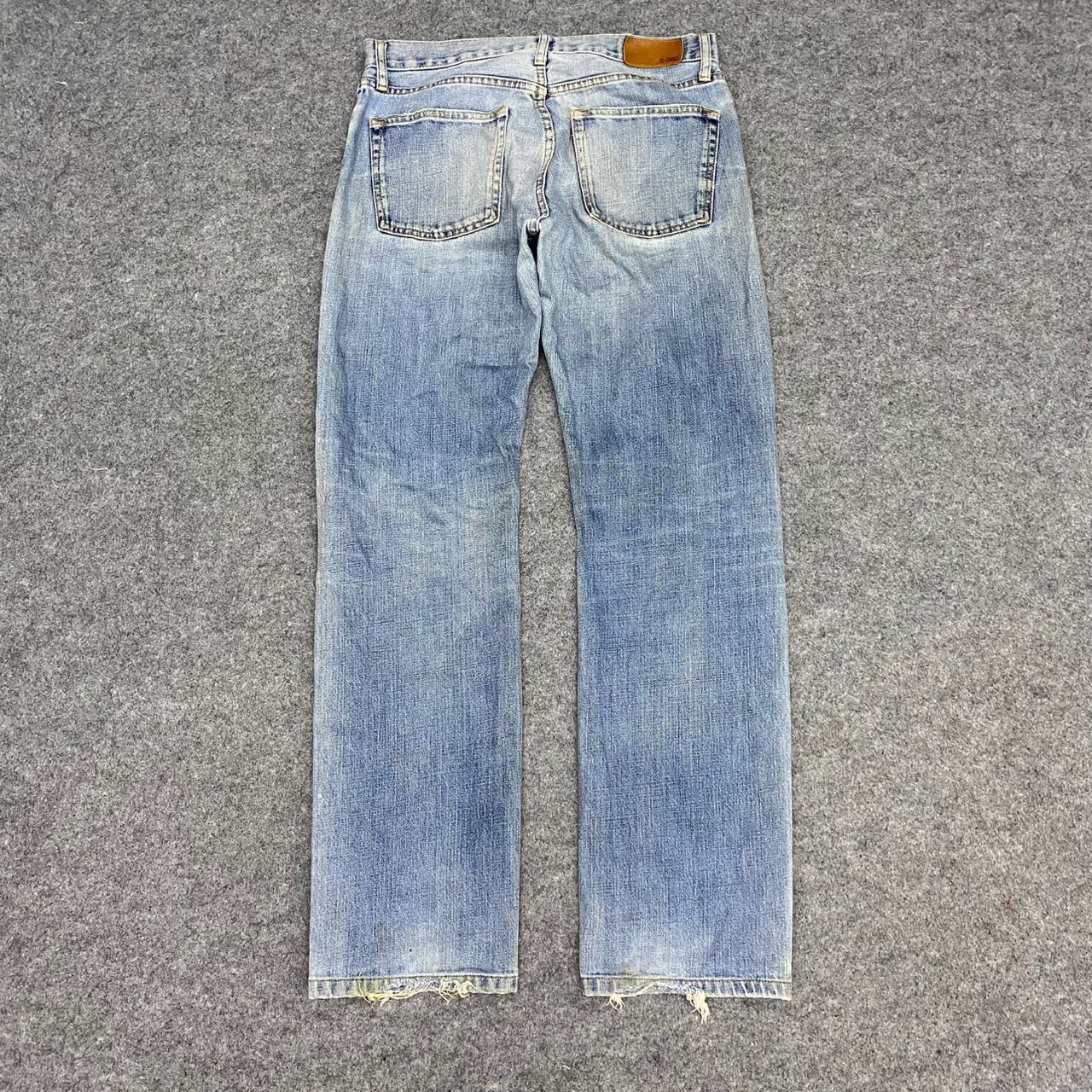 Japanese Brand Vintage Uniqlo Distressed Denim Kurt Cobain Style Size US 32 / EU 48 - 2 Thumbnail