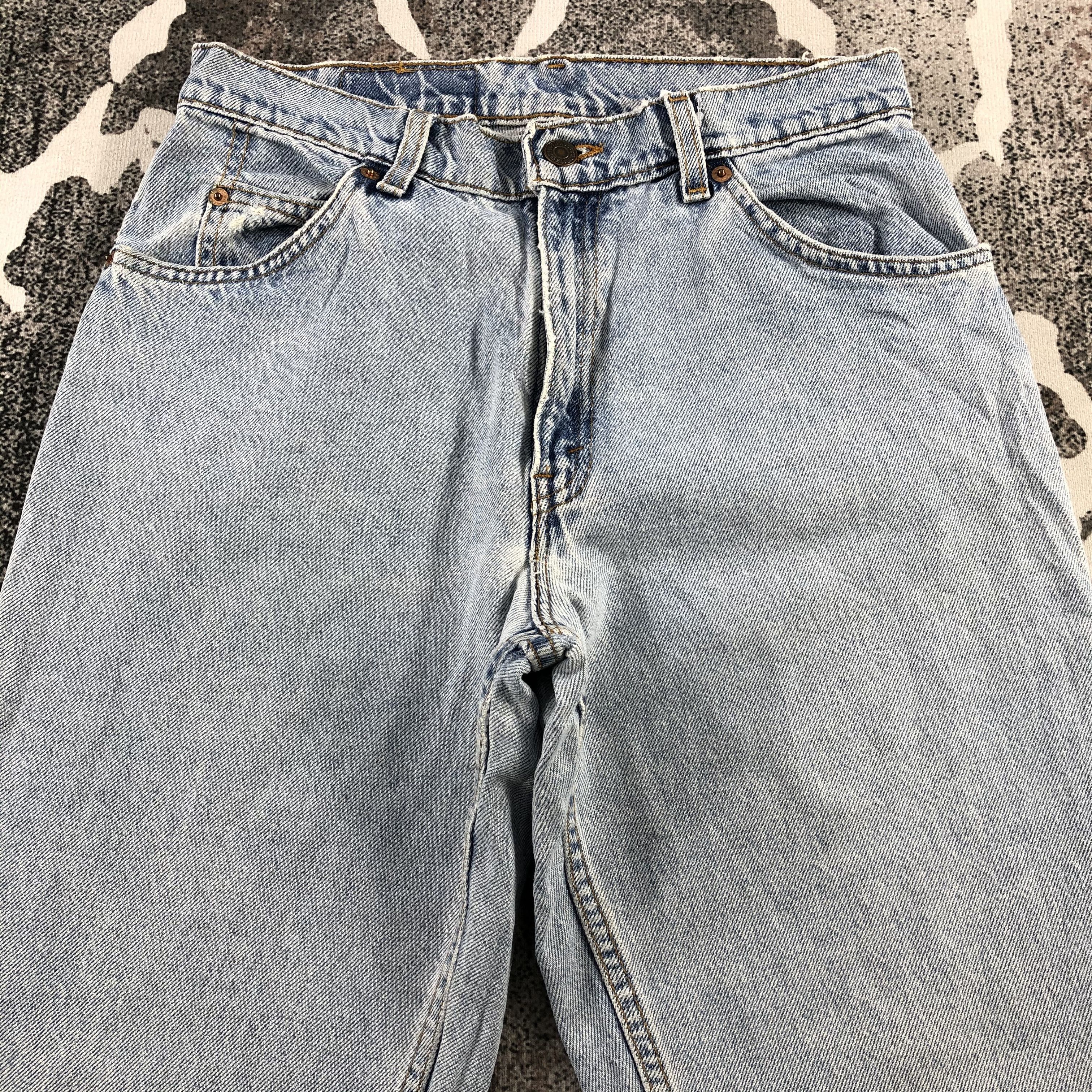 Levi's Vintage 90s Levi's 950 Jeans Medium Wash Denim KJ990 Size US 29 - 3 Thumbnail
