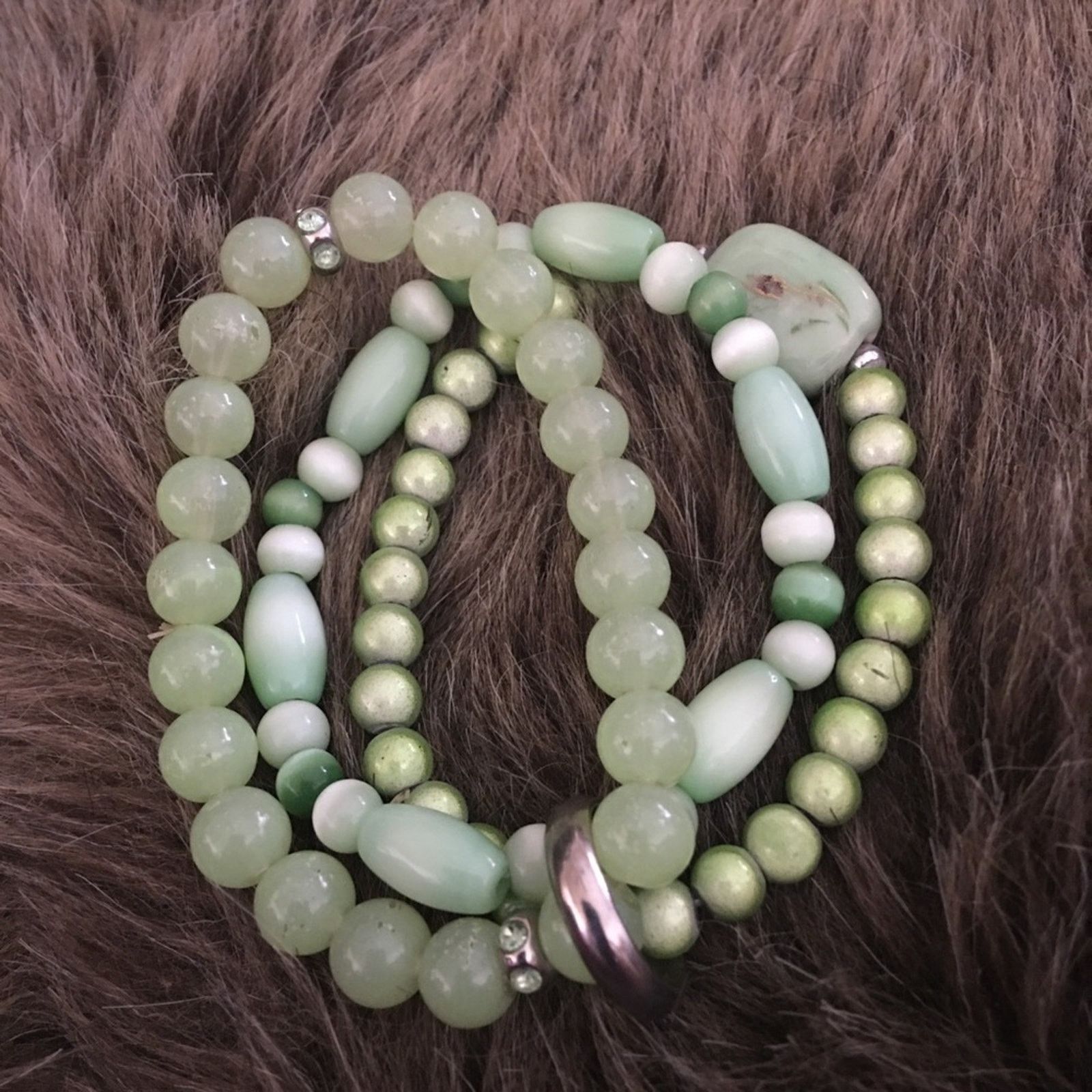 Jewelry Three green tone glass bead bracelet bundle Size ONE SIZE - 4 Thumbnail