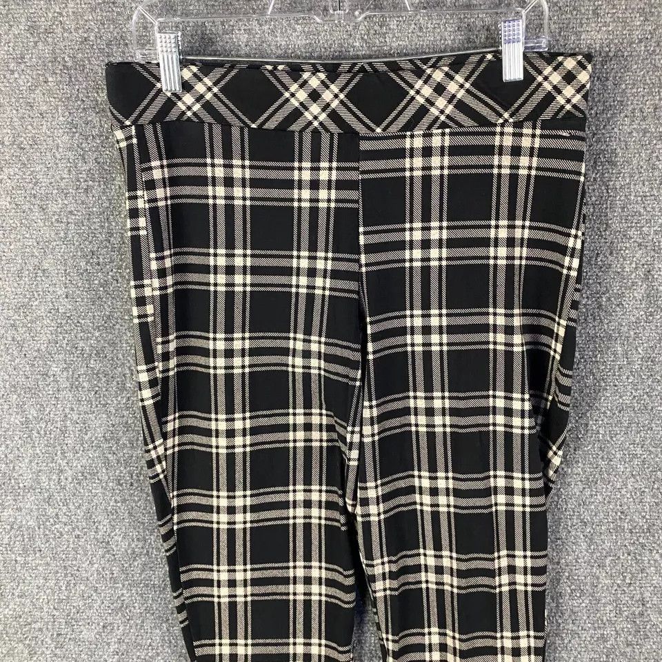 Torrid Torrid Leggings Women's 2 Pull On Stretch Black Cropped Size 26" / US 2 / IT 38 - 2 Thumbnail