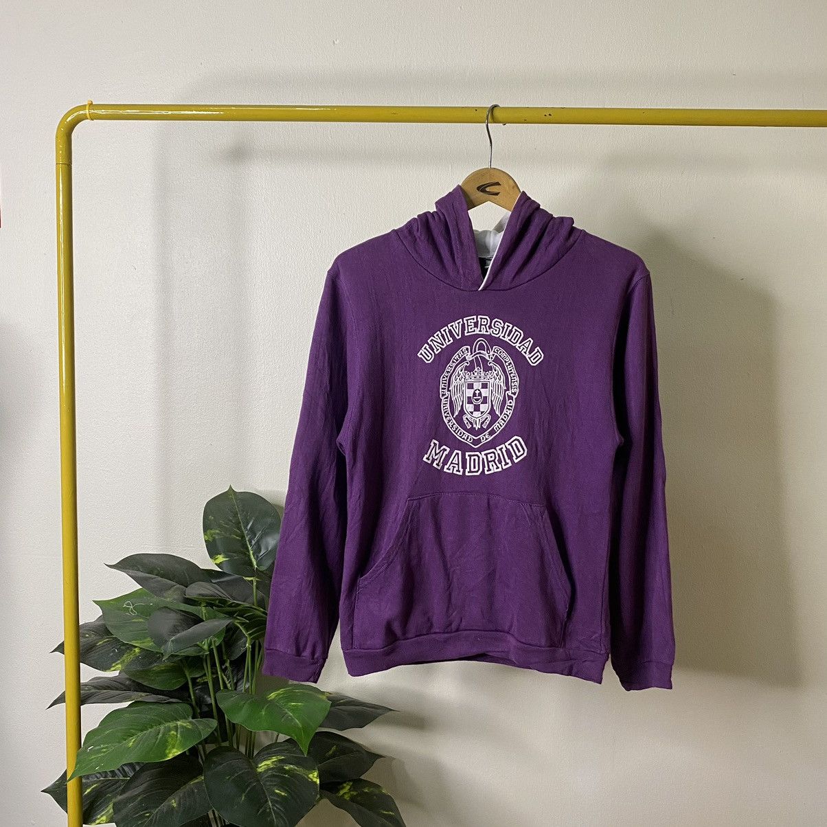 Vintage Vintage 1990s Universidad Complutense de Madrid Hoodie Size US S / EU 44-46 / 1 - 1 Thumbnail