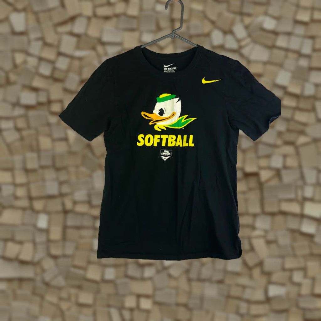 Nike Nike Tee T-Shirt Mens Size Small Black Jane Sanders Stadium Softball Logo Crew Neck Short Sleeve Athletic Solid Graphic Size US S / EU 44-46 / 1 - 1 Thumbnail