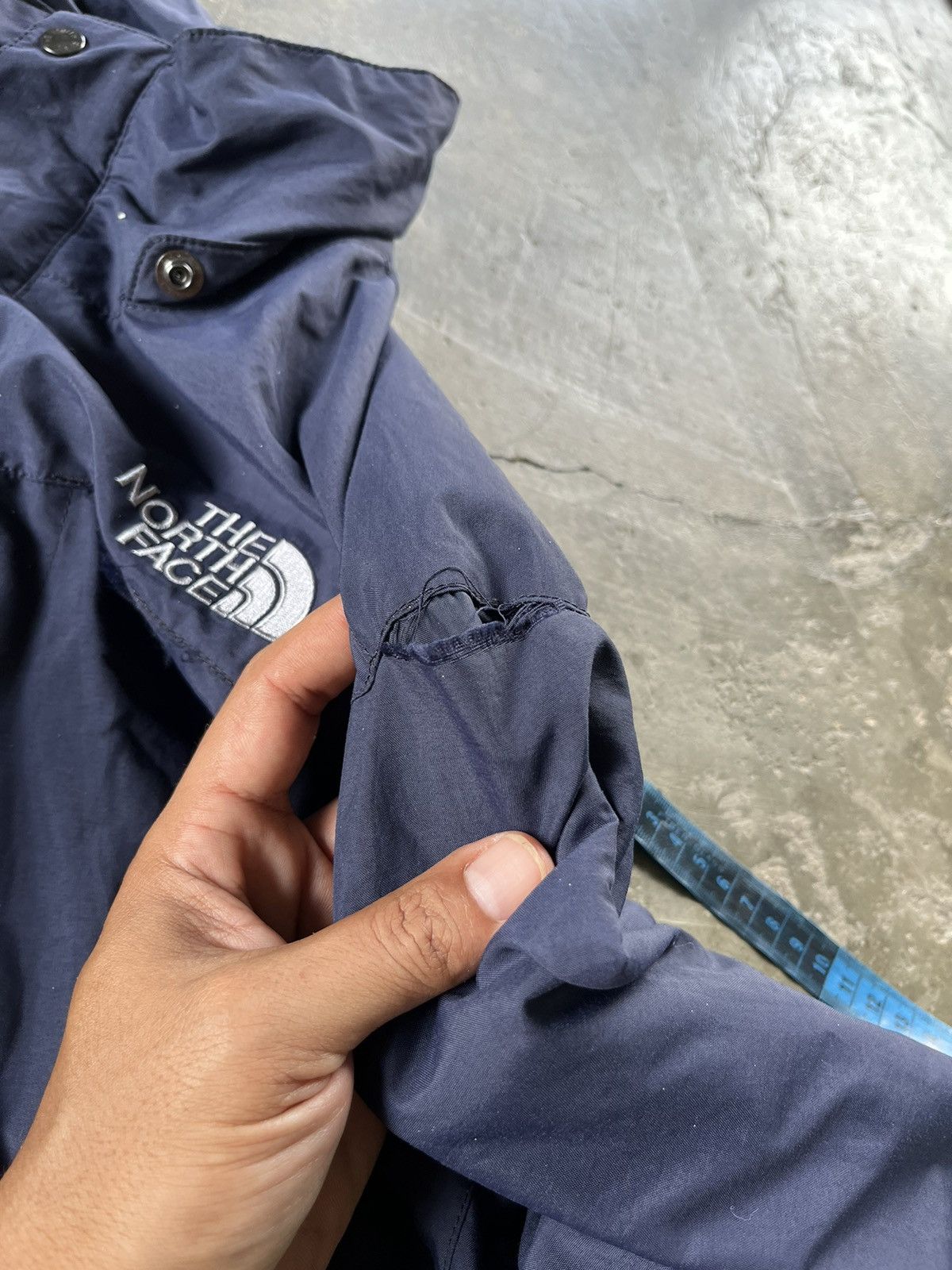 Japanese Brand × The North Face ⚡️The North Face Hyvent Zipper Up Jacket Distressed Size US L / EU 52-54 / 3 - 12 Thumbnail