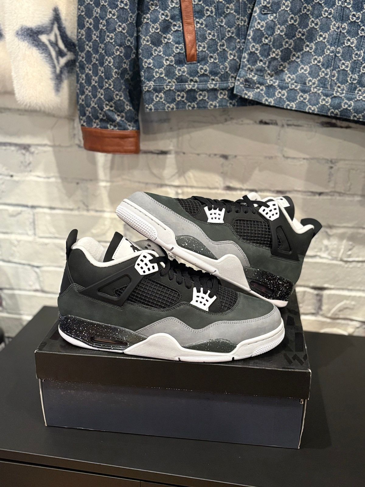 Jordan Brand Jordan 4 Retro Fear DS OG Size 13 Size US 13 / EU 46 - 1 Thumbnail
