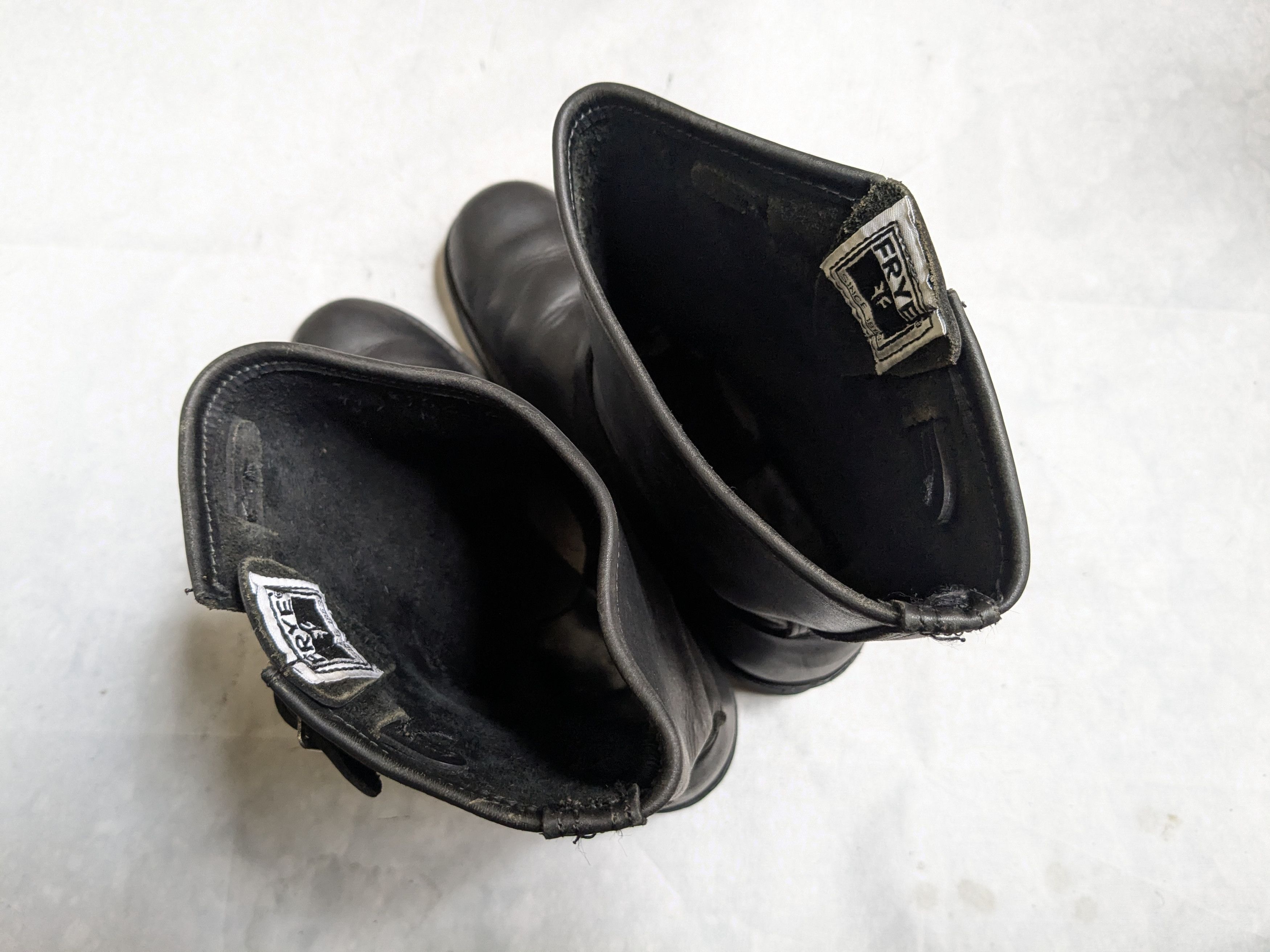 Frye Frye Engineer Boots Black Leather 9.5 M Buckle Strap Size US 9.5 / EU 42-43 - 14 Thumbnail