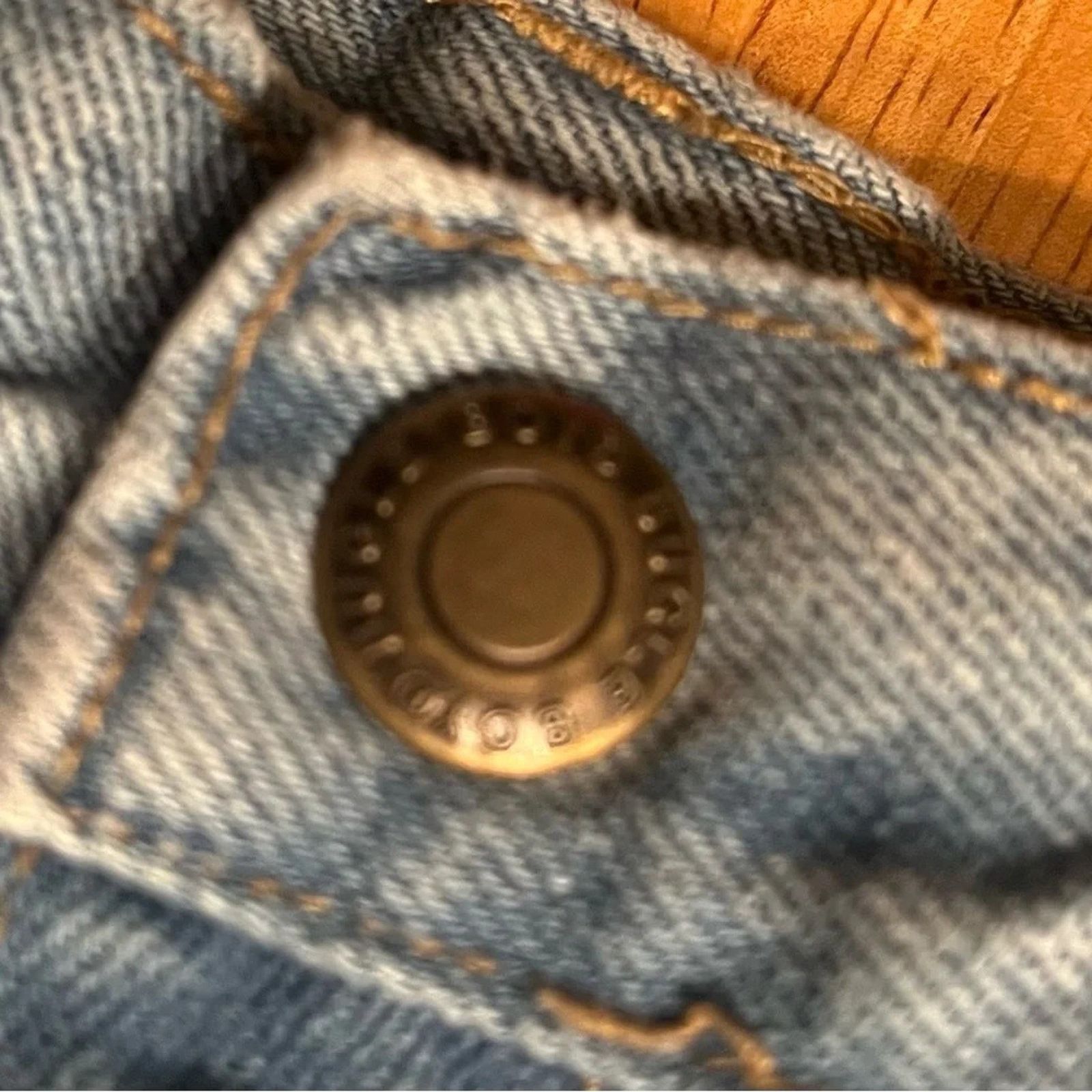 Bugle Boy Bugle Boy 1970s vintage light washed jeans, size 31/27 Size US 27 - 5 Thumbnail