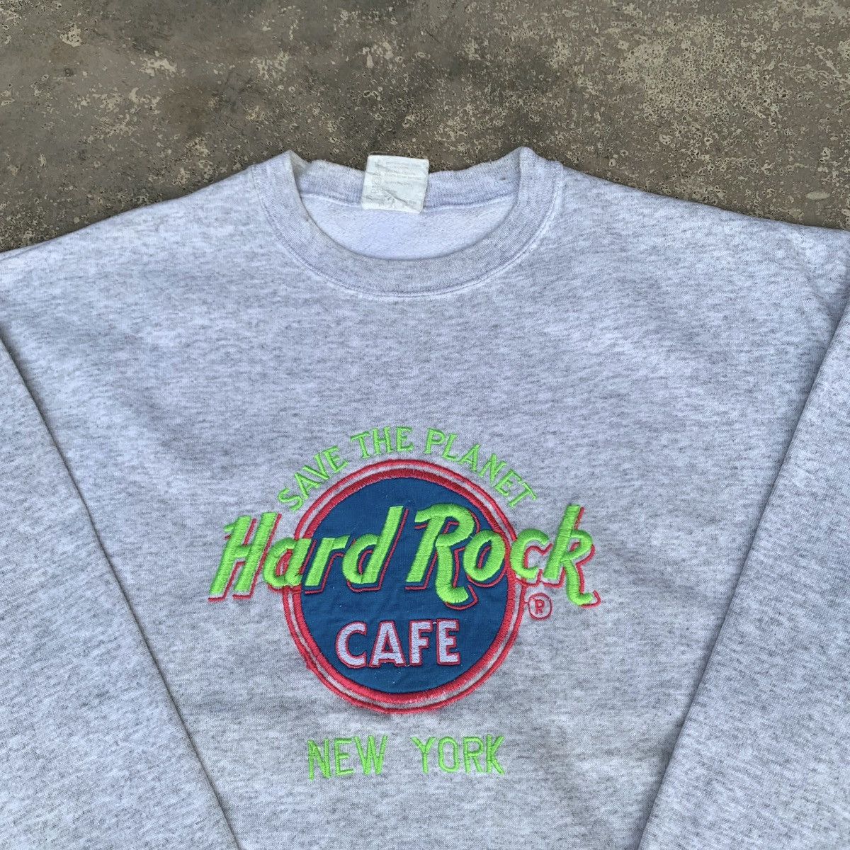 Hard Rock Cafe × Vintage Vintage 90s Hard Rock Cafe NewYork Crewneck Embroidered Logo Size US M / EU 48-50 / 2 - 5 Thumbnail