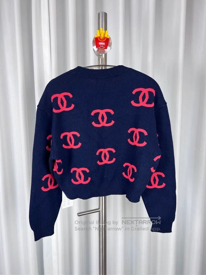 Chanel Chanel Round-neck long-sleeved pullover woollen sweater Size XS / US 0-2 / IT 36-38 - 2 Thumbnail