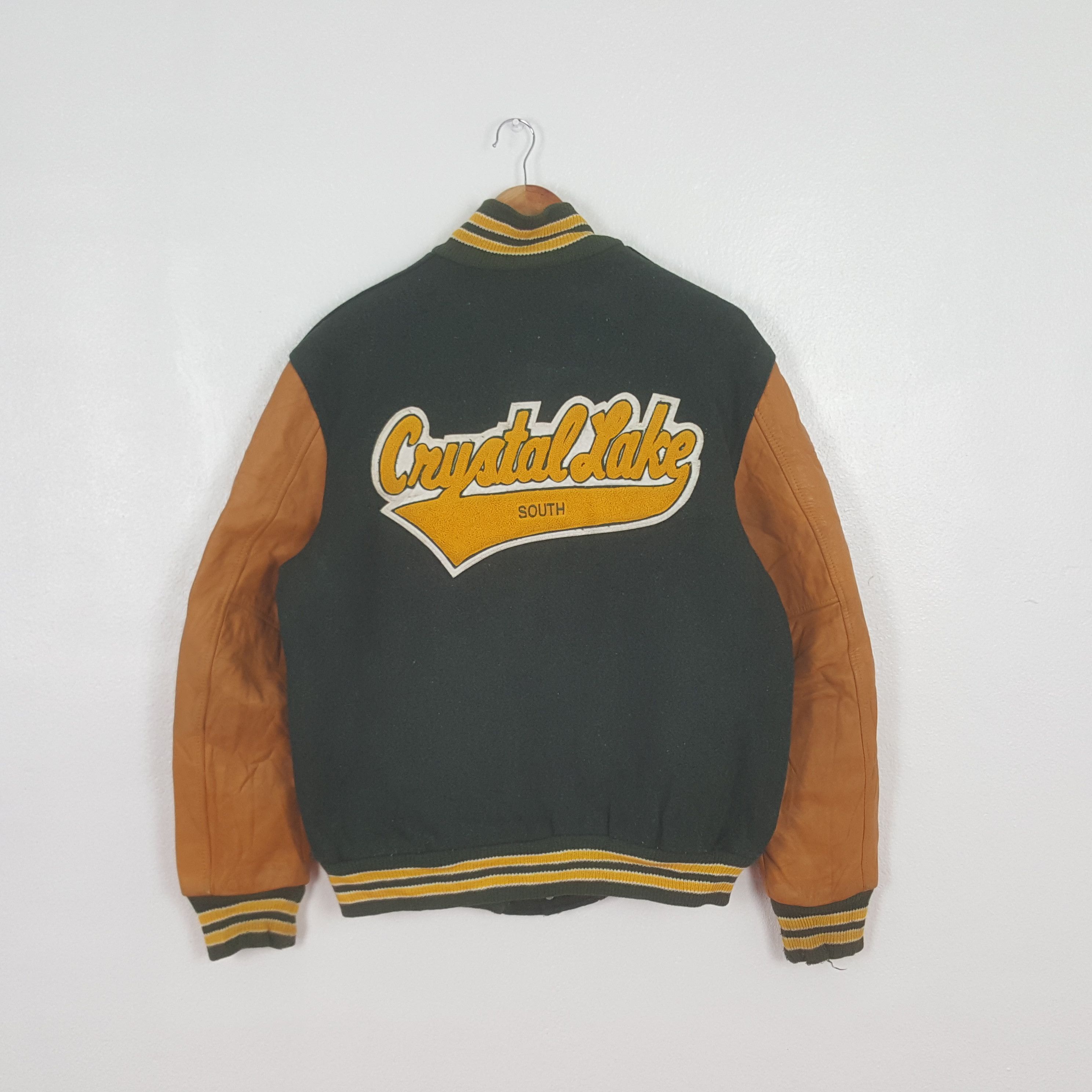 NEFF Vintage Crystal Lake South Football Varsity Jacket C304N7 Size US L / EU 52-54 / 3 - 1 Thumbnail