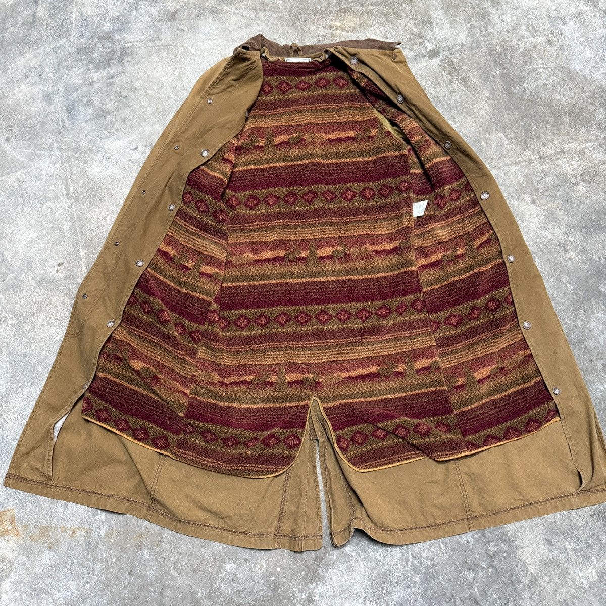 L.L. Bean Vintage LL Bean Aztec Fleece Lined Womens Canvas Long Button Size US M / EU 48-50 / 2 - 4 Thumbnail