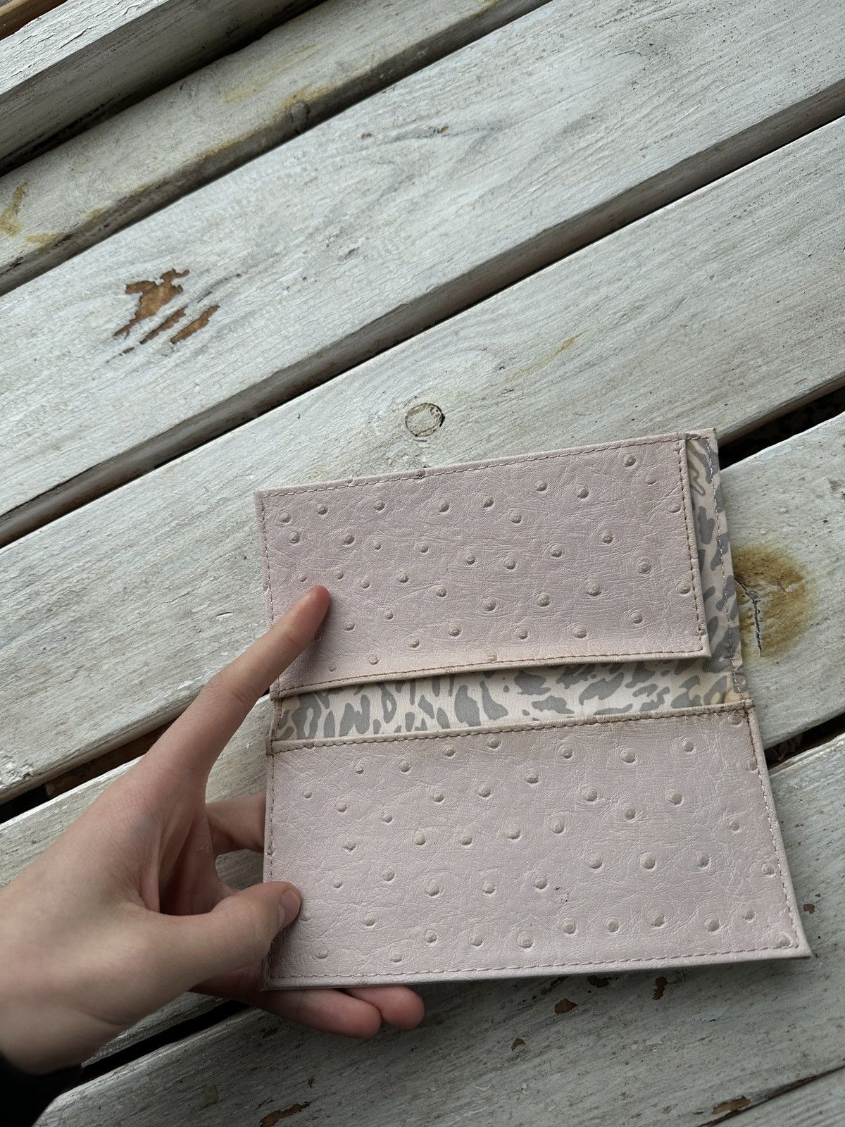 Guess 🚨Y2K Guess monogram Pink Avant-Garde Japan style wallet Size ONE SIZE - 2 Thumbnail