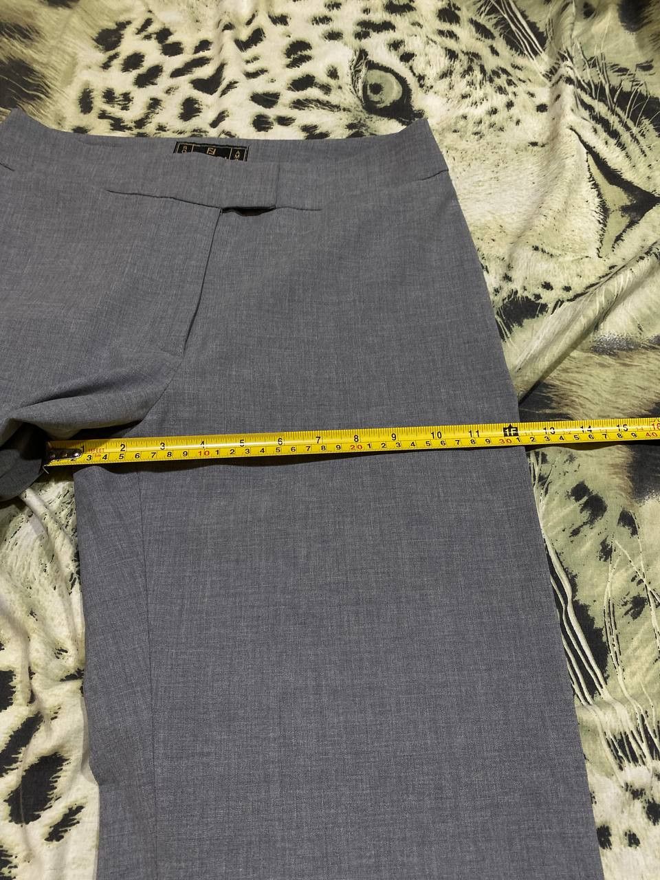 Fendi Luxury Fendi Classic Fit Casual Pants Size 29 Size US 29 - 13 Thumbnail