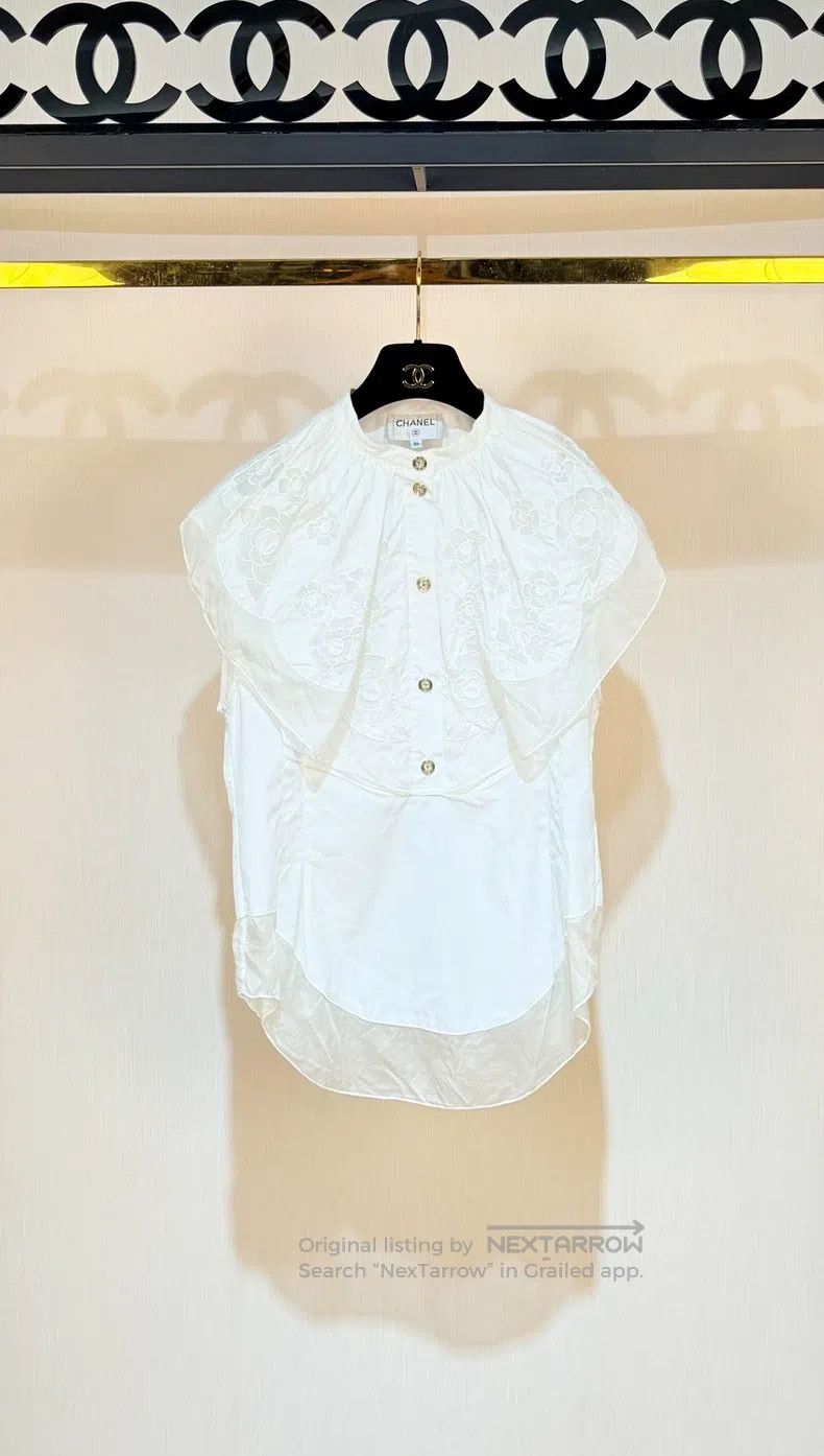 Chanel Chanel 20p camelia sleeveless Size XS / US 0-2 / IT 36-38 - 1 Thumbnail