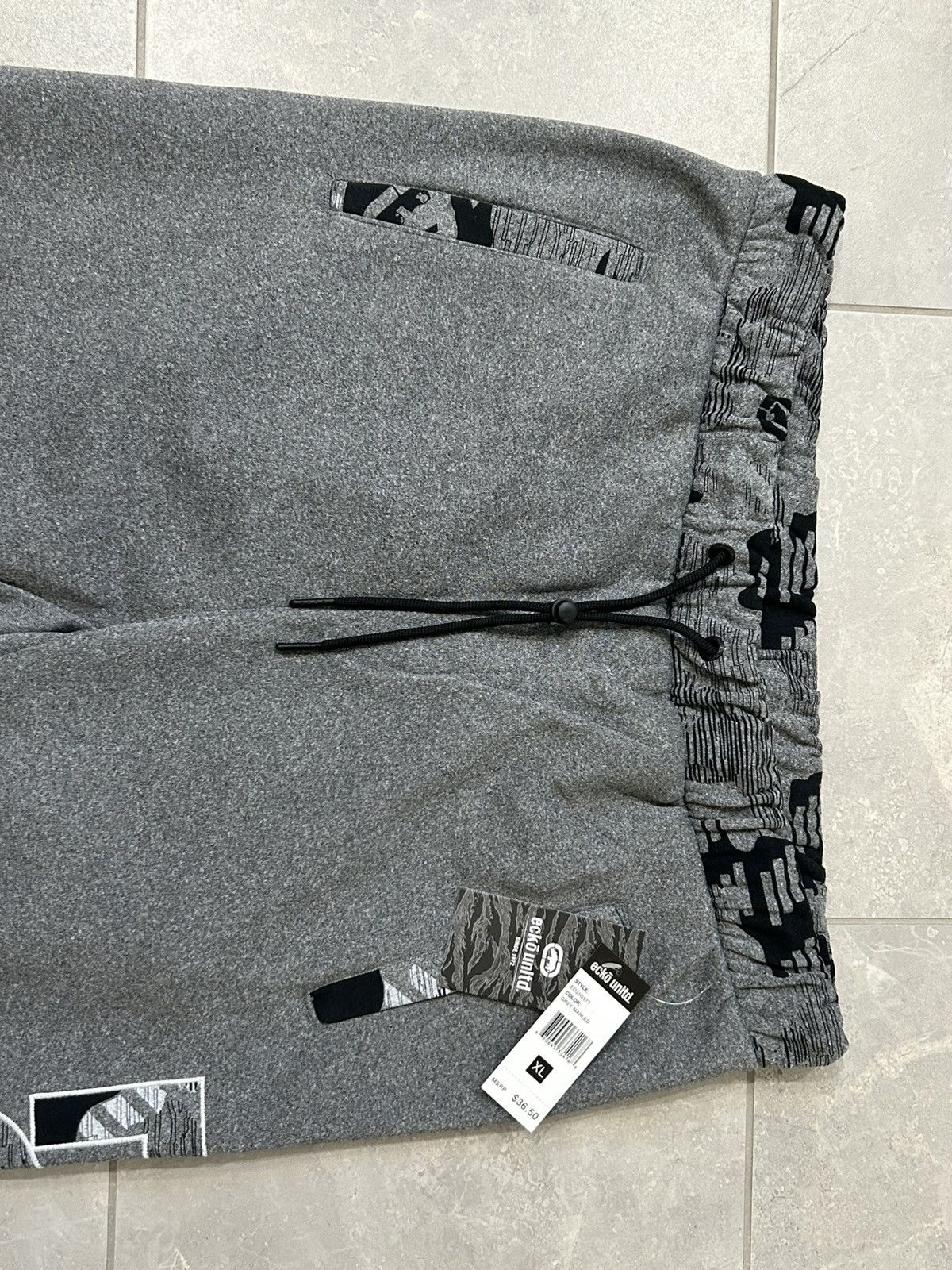 Ecko Unltd. Ecko Sweatpants Embroidered Vertical Logo Fleece Jogger Size US 36 / EU 52 - 2 Thumbnail