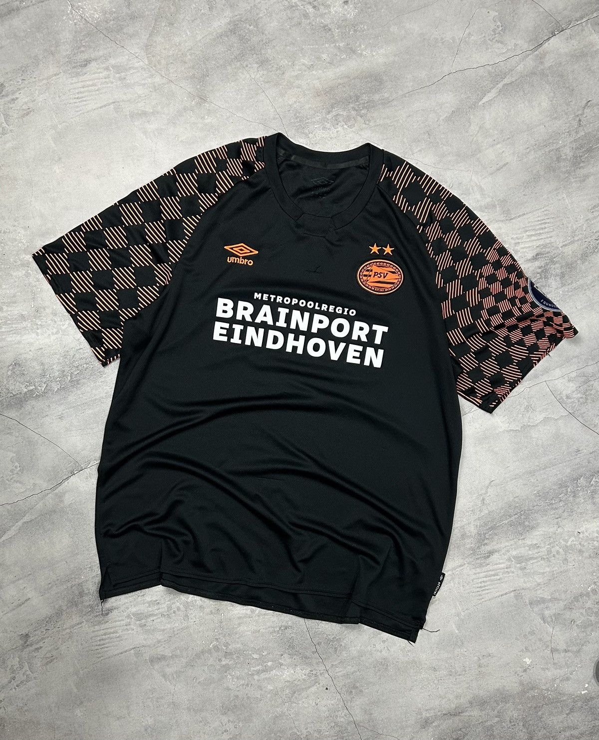 Vintage Umbro PSV Eindhoven Away Jersey Size US XL / EU 56 / 4 - 1 Thumbnail