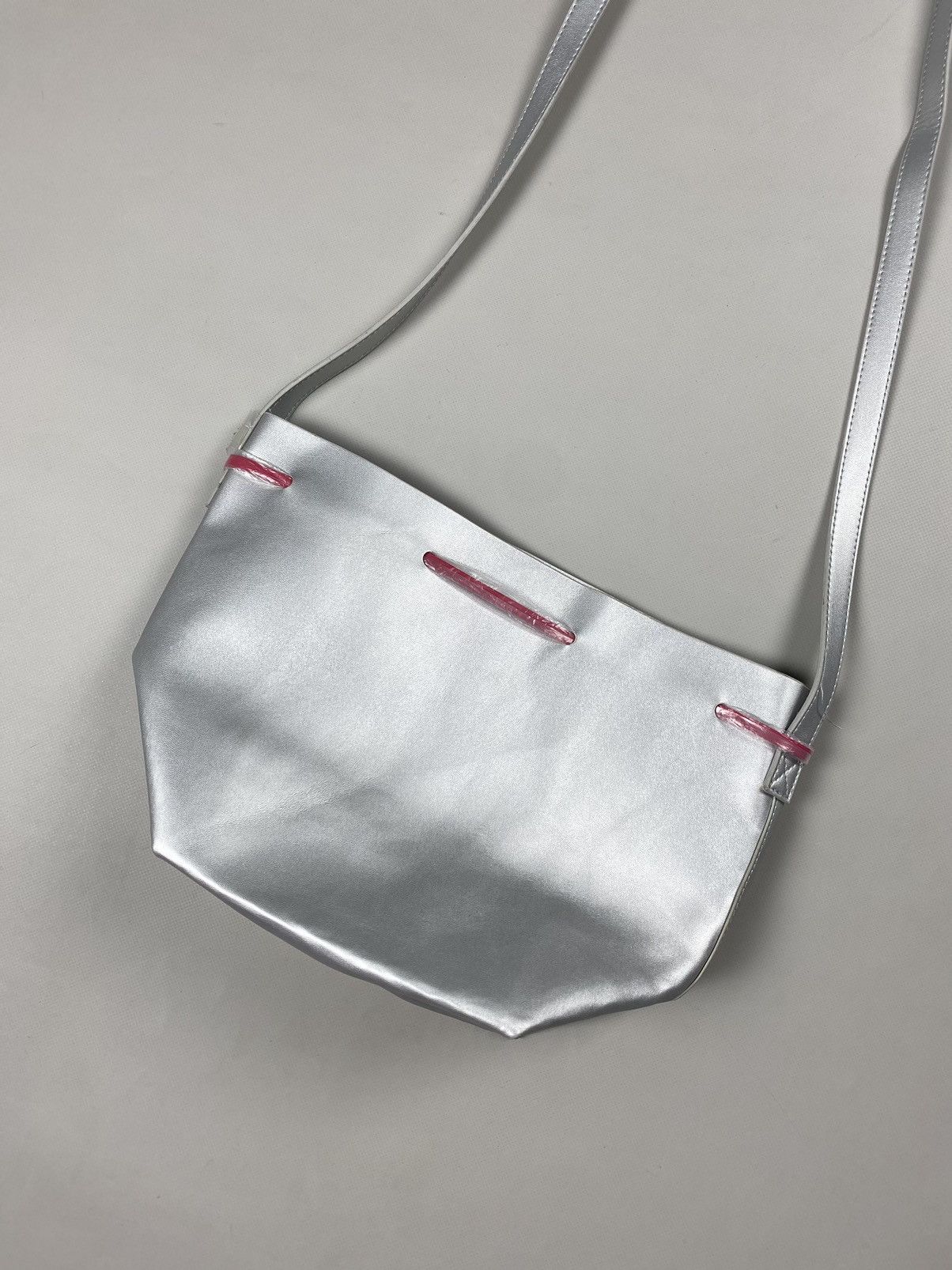 Issey Miyake × Japanese Brand Issey Miyake Parfums Shoulder Bag Size ONE SIZE - 7 Thumbnail