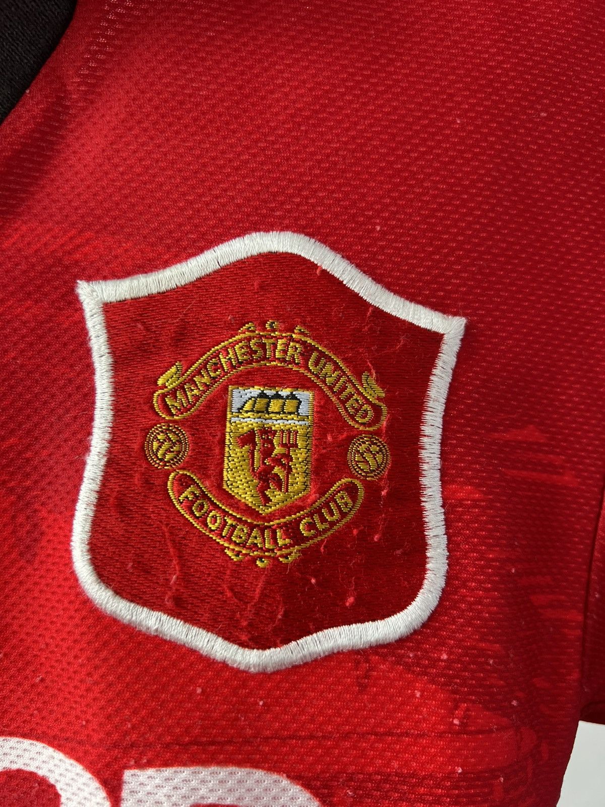 Umbro 1996/98 MANCHESTER UNITED HOME SOCCER JERSEY SHIRT BOYS Size US XXS / EU 40 - 8 Thumbnail