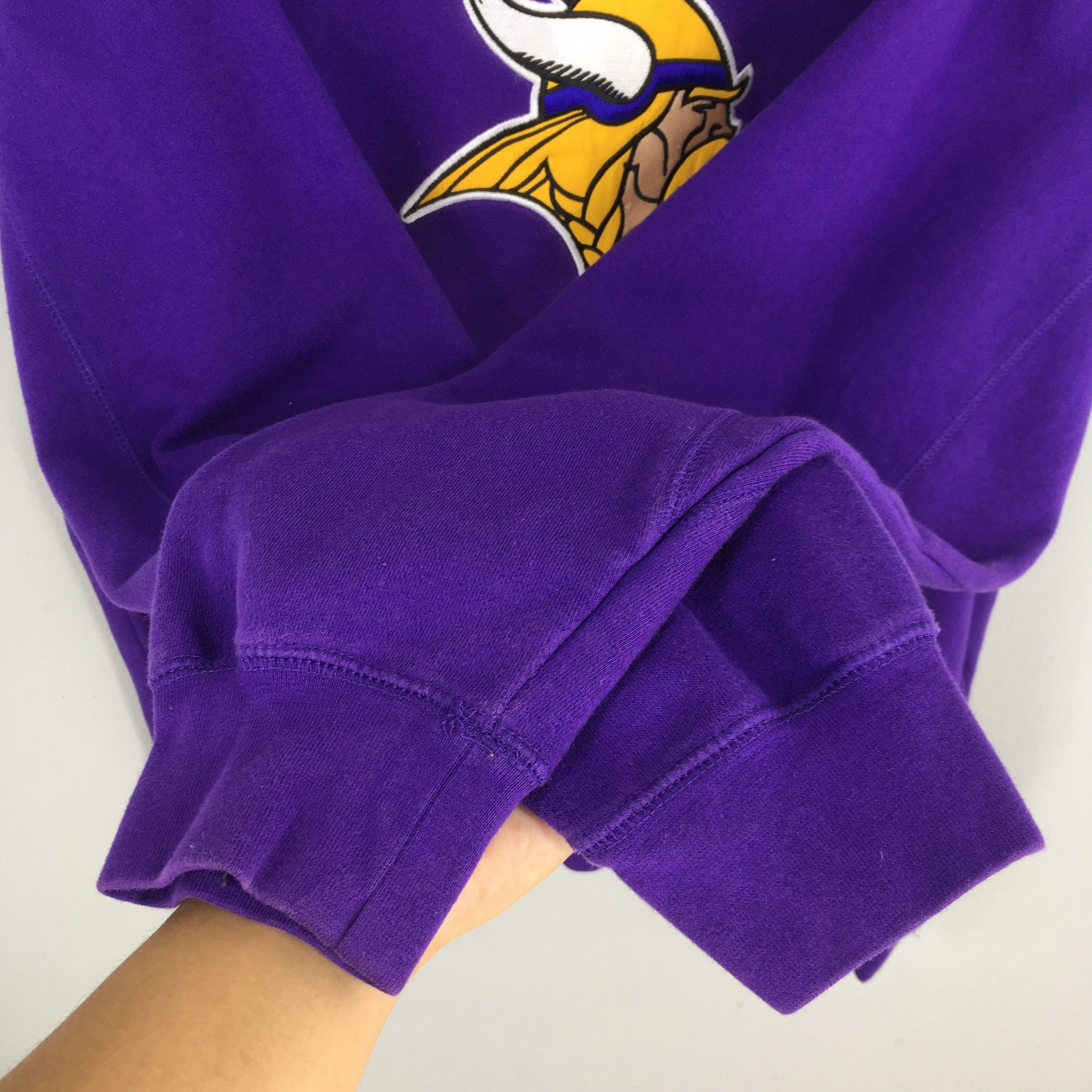 Vintage Minnesota Vikings NFL Purple Sweatshirt 2XLarge