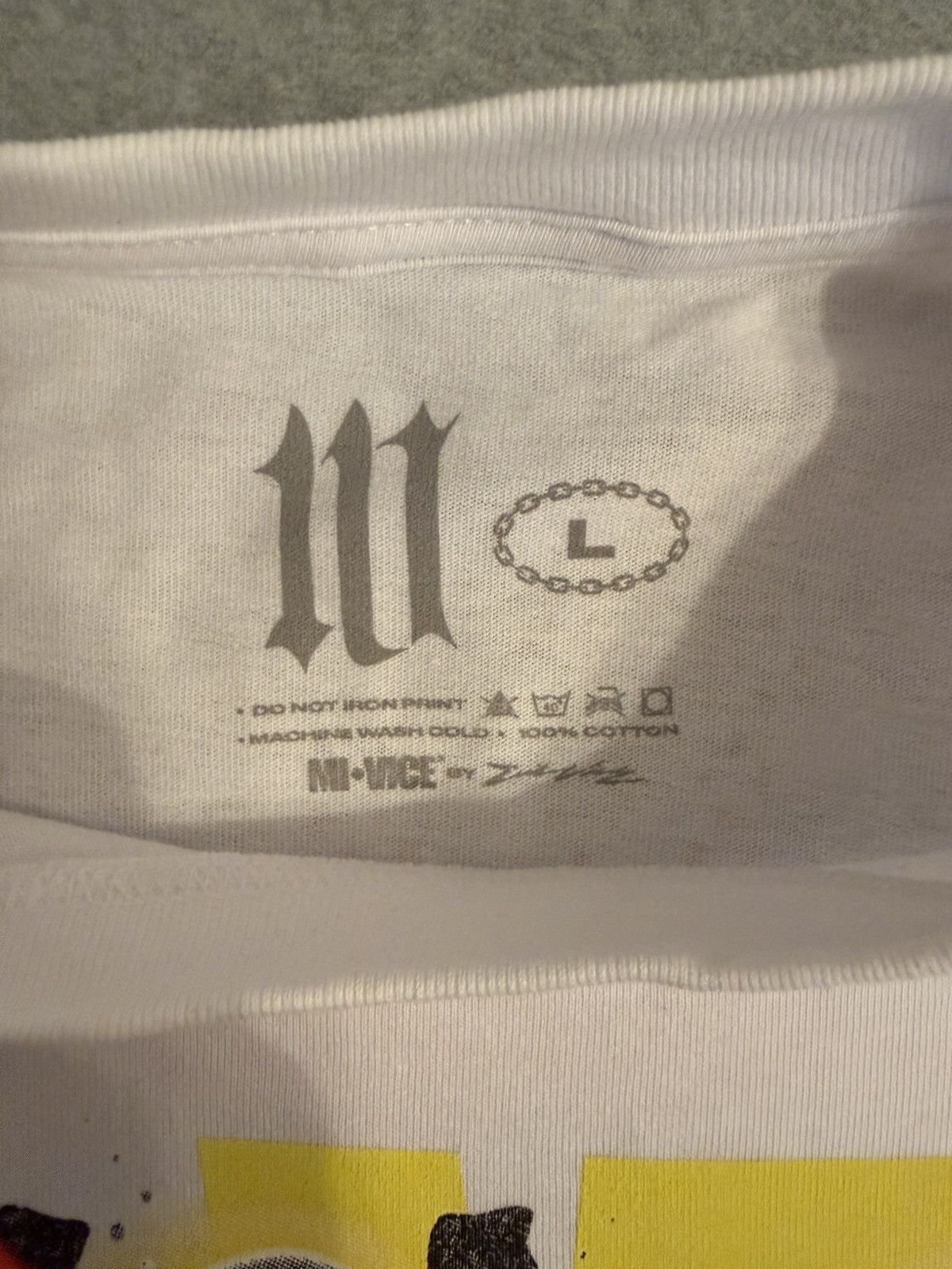 Other Mi Vice White Graphic T-Shirt Size US L / EU 52-54 / 3 - 3 Thumbnail