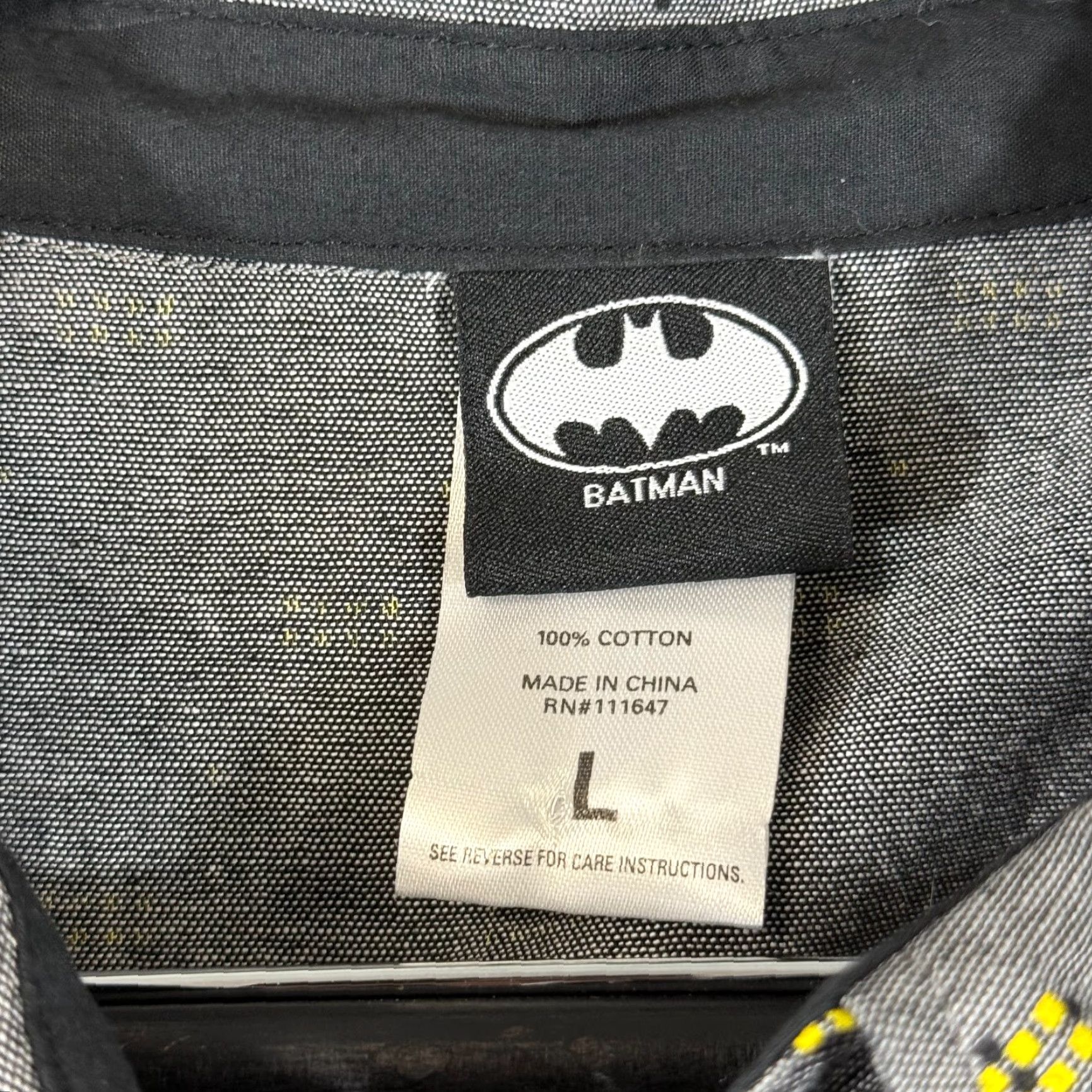 Vintage Batman Button-Up Camp Shirt Mens L Gray All Over Print Short Sleeve Pocket Shirt Size US L / EU 52-54 / 3 - 5 Thumbnail
