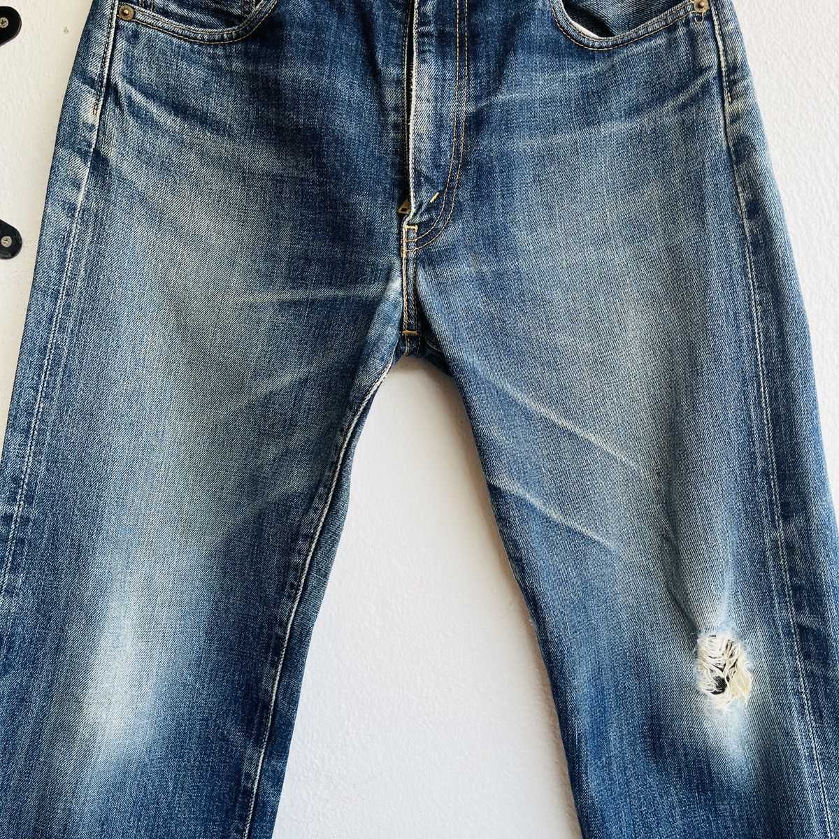 Levi's Vintage Clothing Vintage Levi's 502XX Big E Distressed Selvedge Jeans J22 Size US 31 - 8 Thumbnail