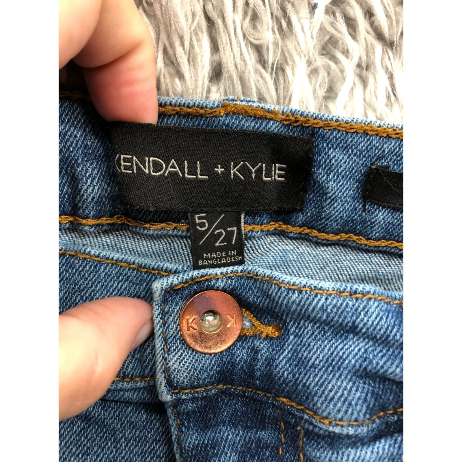 Vintage Kendall And Kylie Drifter High Rise Shorts Juniors Size 5 Dark Wash Blue Denim Jeans Boys? Size 27" / US 4 / IT 40 - 6 Thumbnail