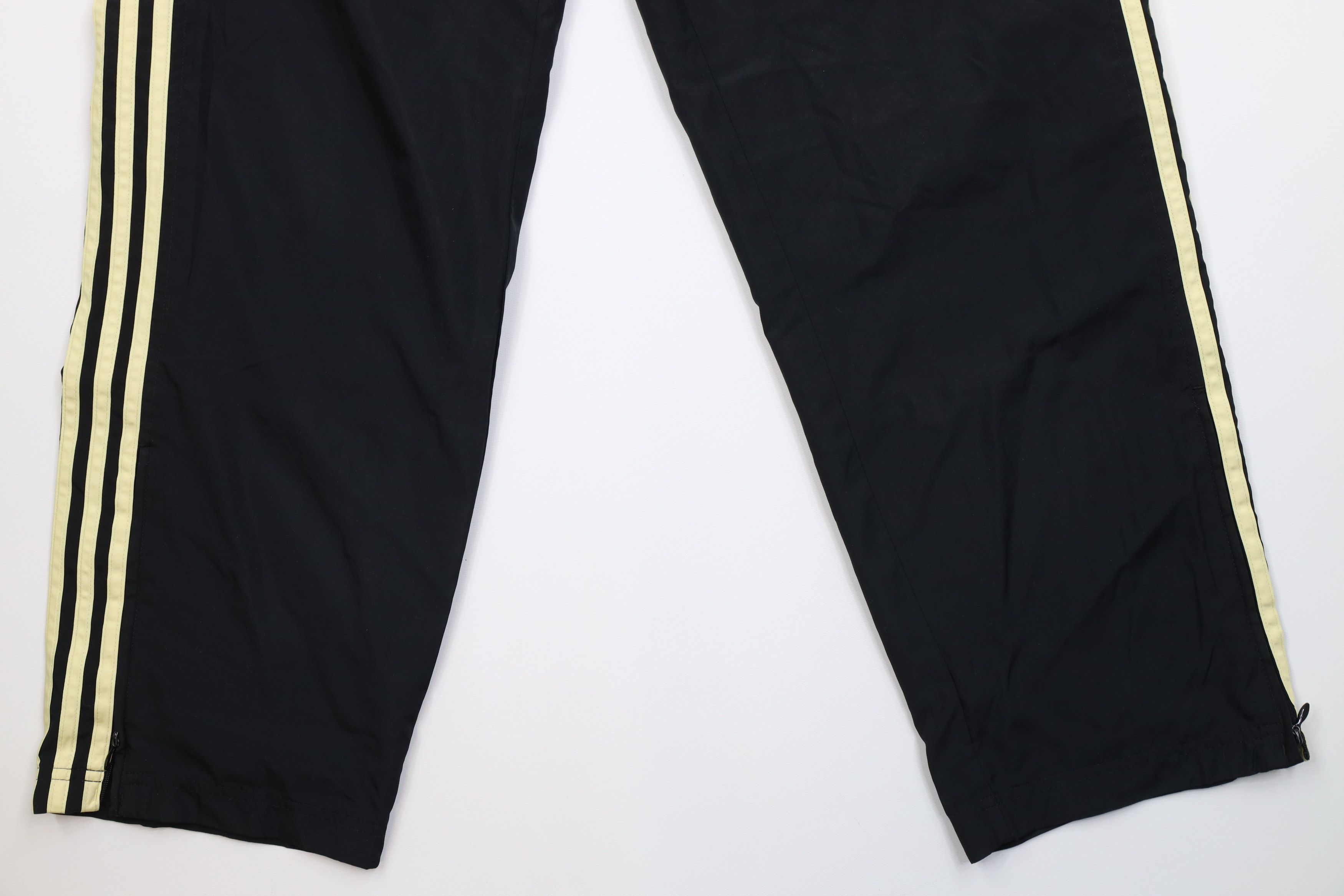 Adidas Vintage Y2K Adidas Striped Lined Wide Leg Windbreaker Pants Size 30" / US 8 / IT 44 - 4 Thumbnail
