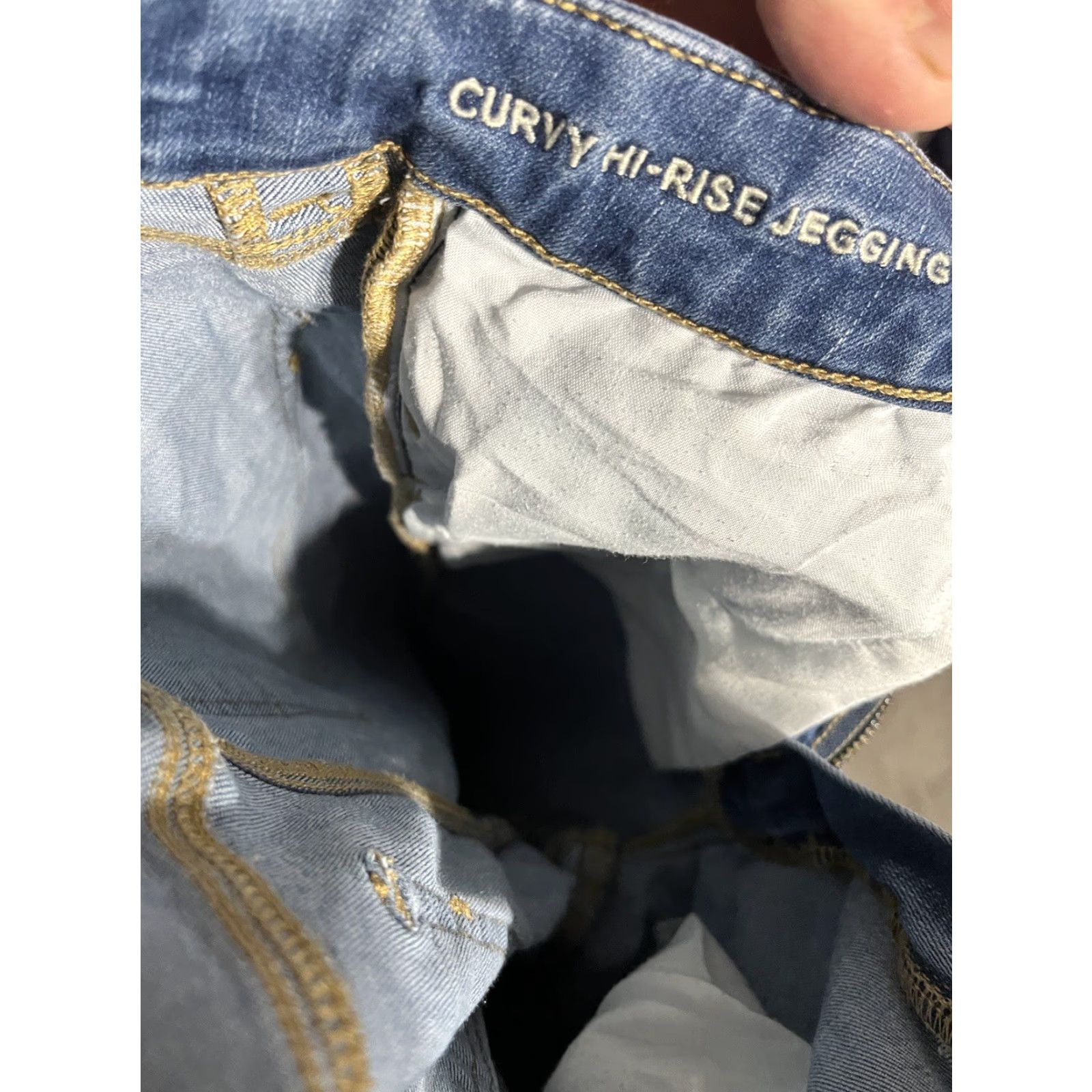 American Eagle Outfitters American Eagle Jeans Womens 4 Short Blue Curvy High Rise Jegging Distressed Size 27" / US 4 / IT 40 - 5 Thumbnail