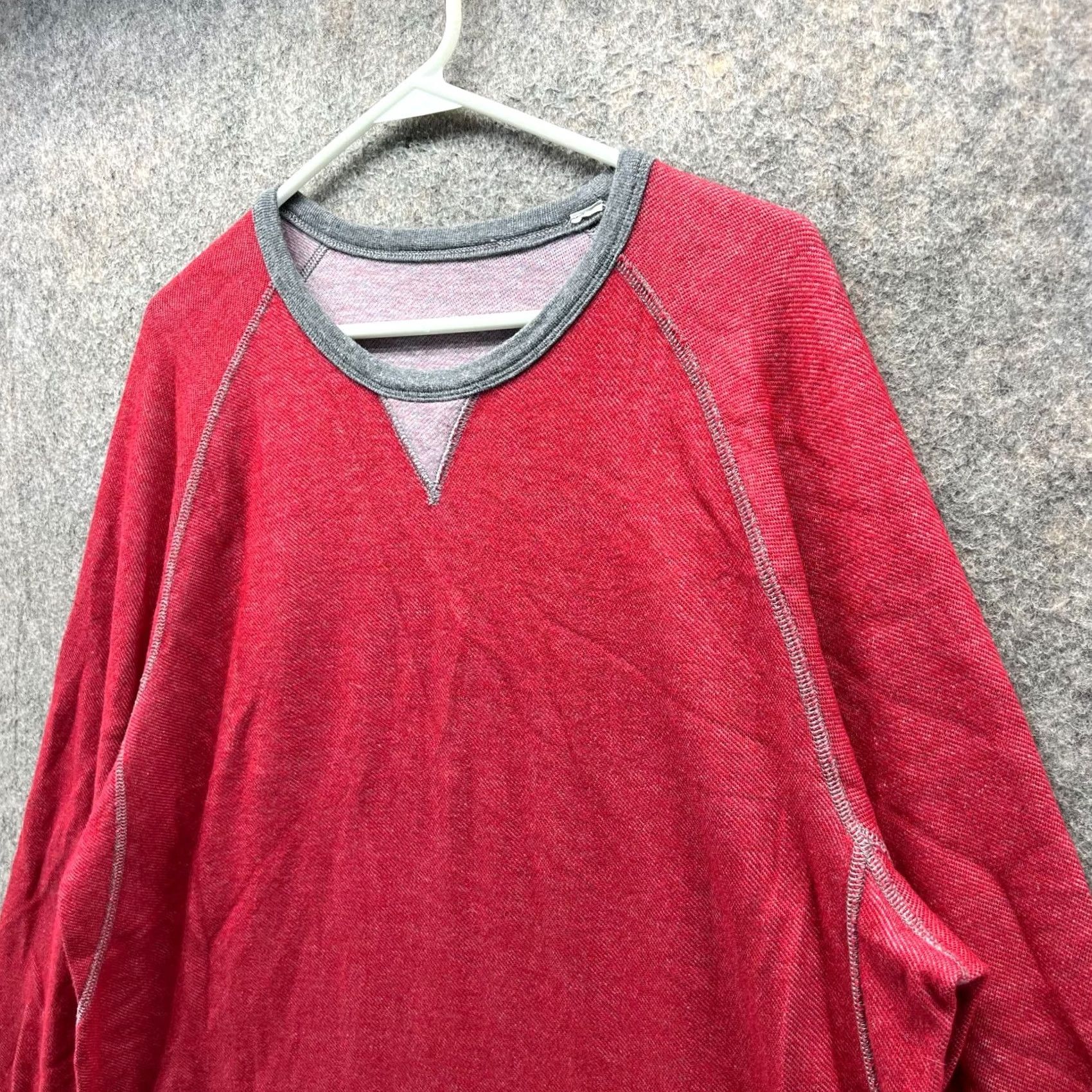 Tommy Bahama VINTAGE Tommy Bahama Sweater Mens Large Red Grey Adult Pullover Crewneck Fleece Sweater Size US L / EU 52-54 / 3 - 4 Thumbnail