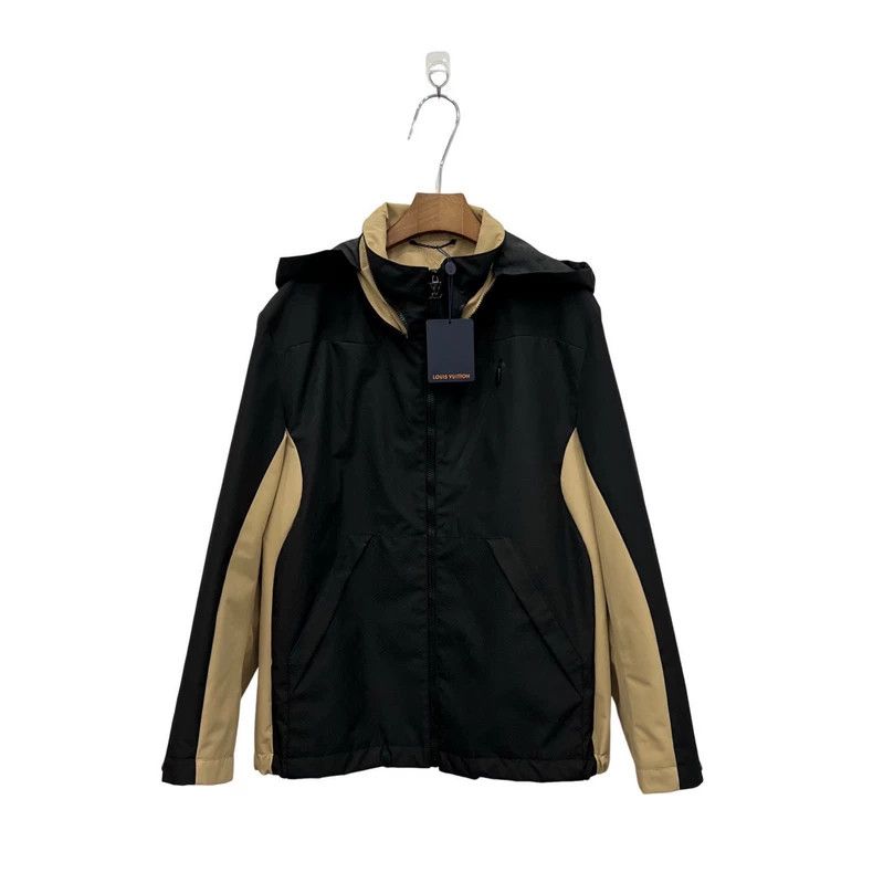 Louis Vuitton Louis Vuitton Embossed Full Logo Jacket Size US M / EU 48-50 / 2 - 2 Thumbnail