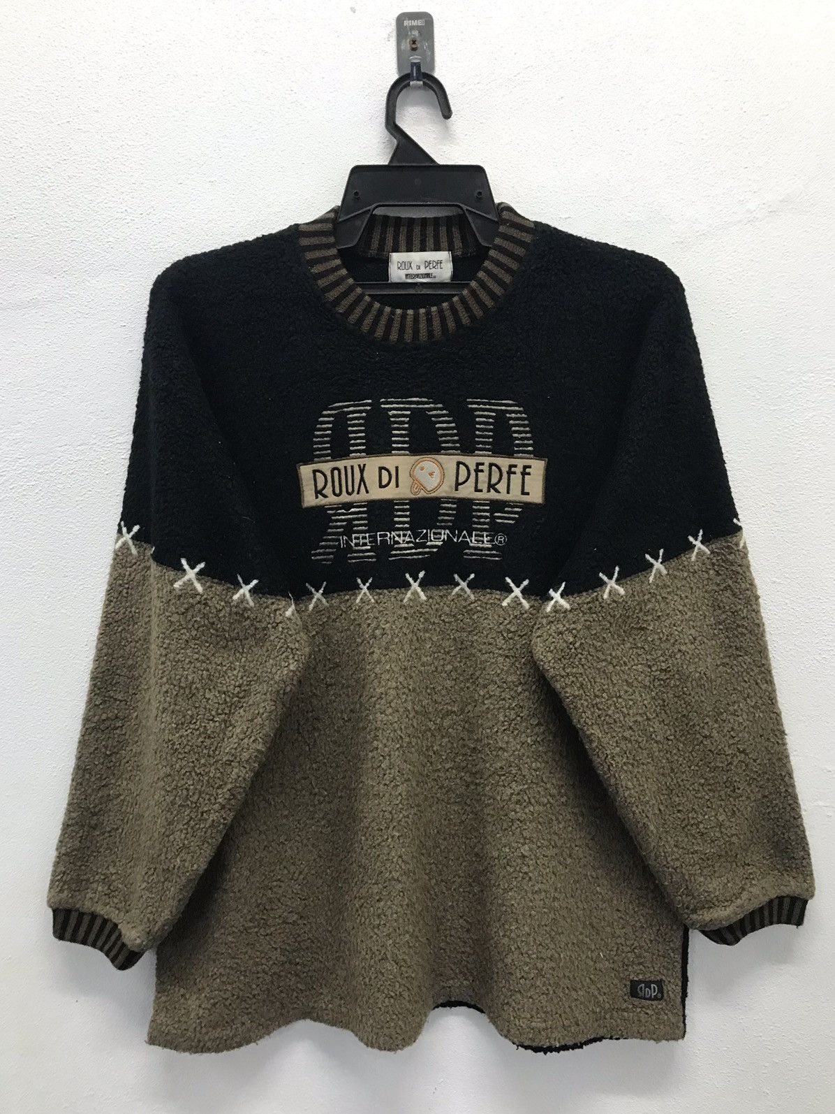 Japanese Brand × Vintage Vintage Roux Di Perfe Internazionale Made In Japan Knitwear Size US L / EU 52-54 / 3 - 1 Thumbnail