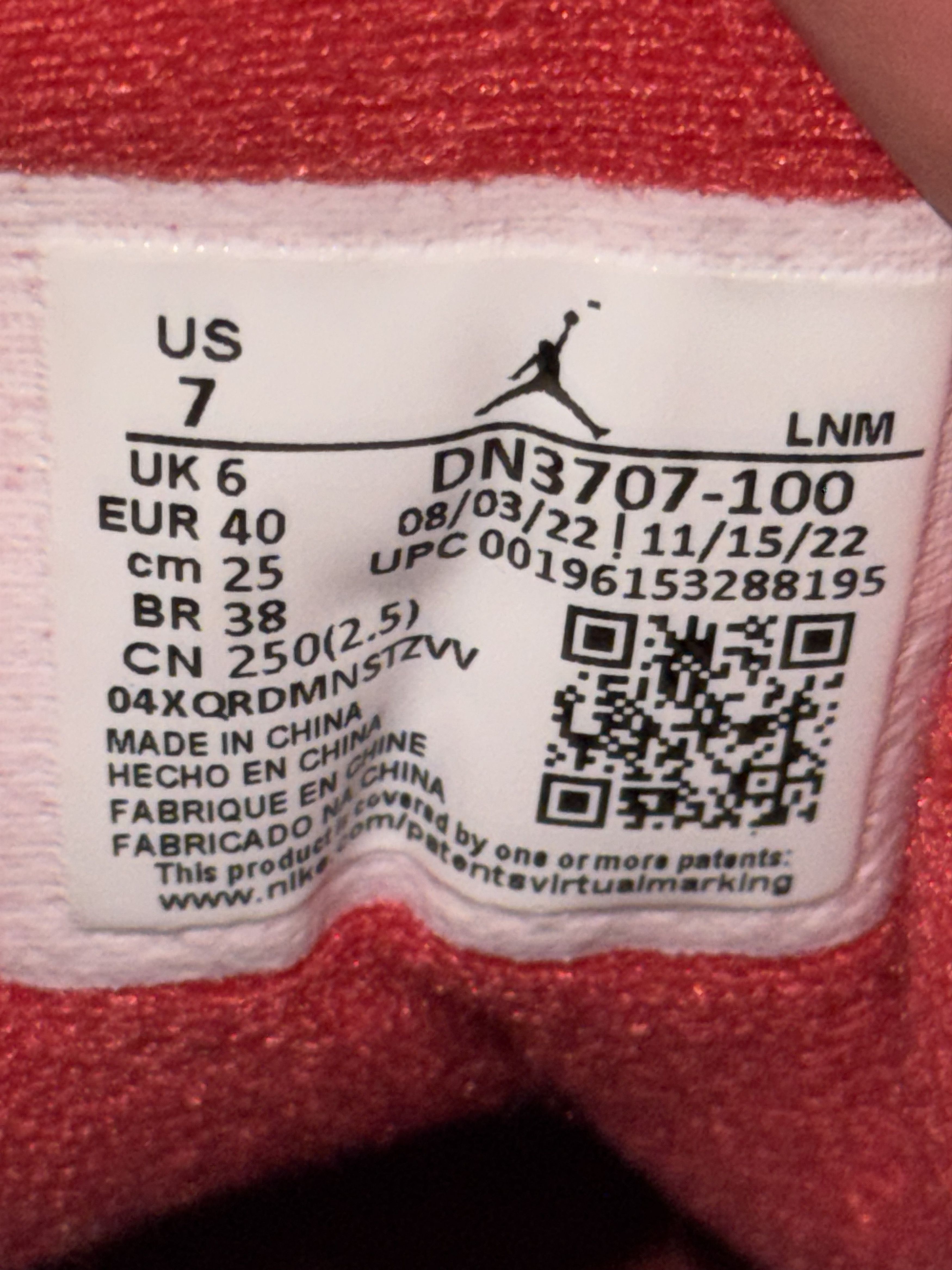 Jordan Brand Jordan 3 Retro Mid White Cement Reimagined Size 7M Size US 7 / EU 40 - 9 Thumbnail